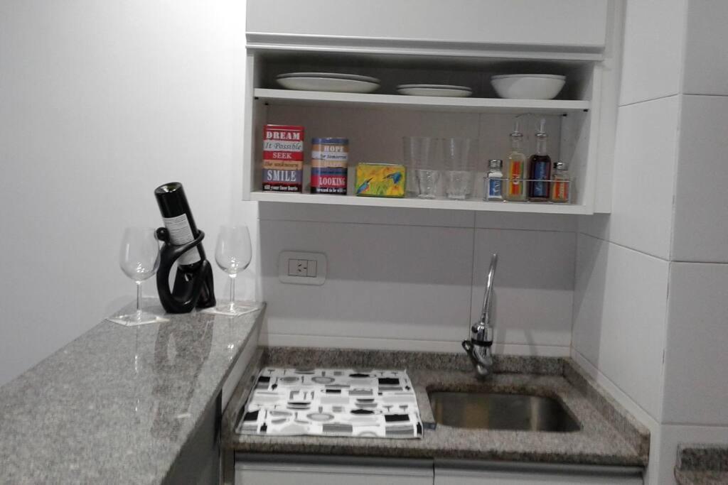 Hermoso Estudio Con Patio Privado *