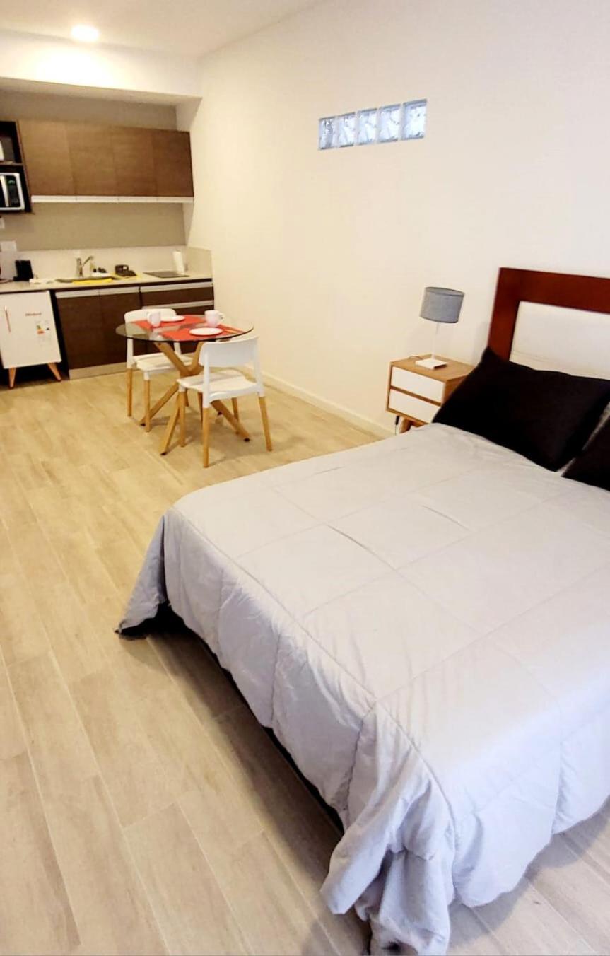 Italian One Almagro Apartment *