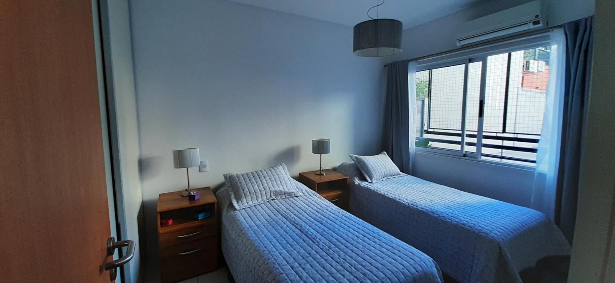 Moderno Departamento De Dos Ambientes Con Balcon En Almagro * Buenos Aires