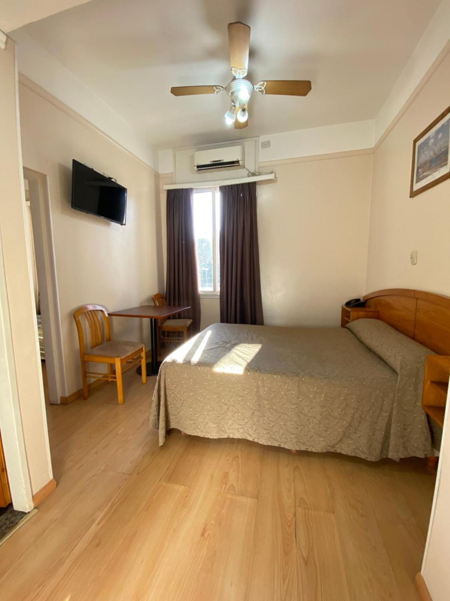 Hotel Palermo *