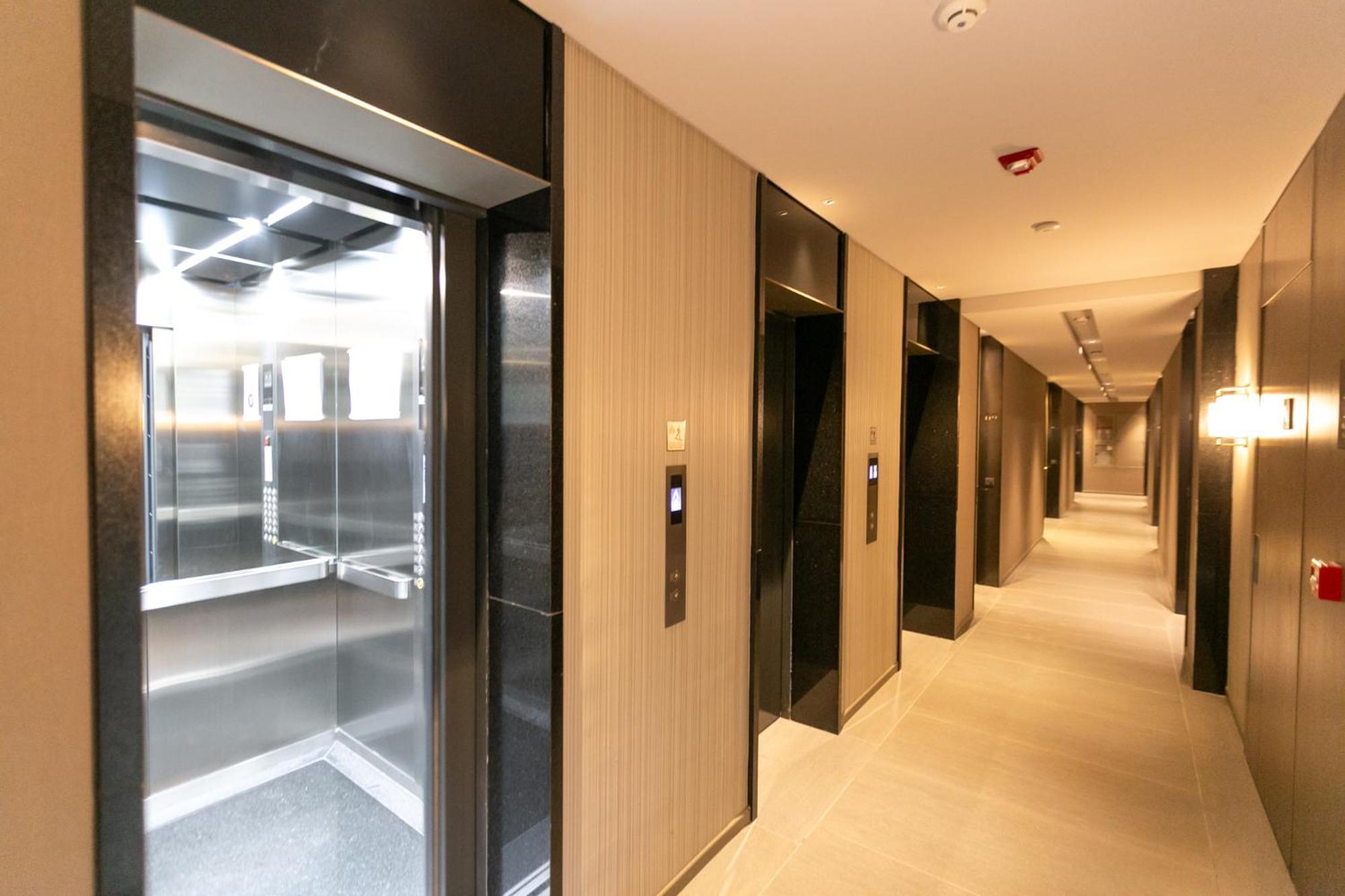 Estudio Moderno Exclusivo Deco Recoleta By Armani Casa * Buenos Aires
