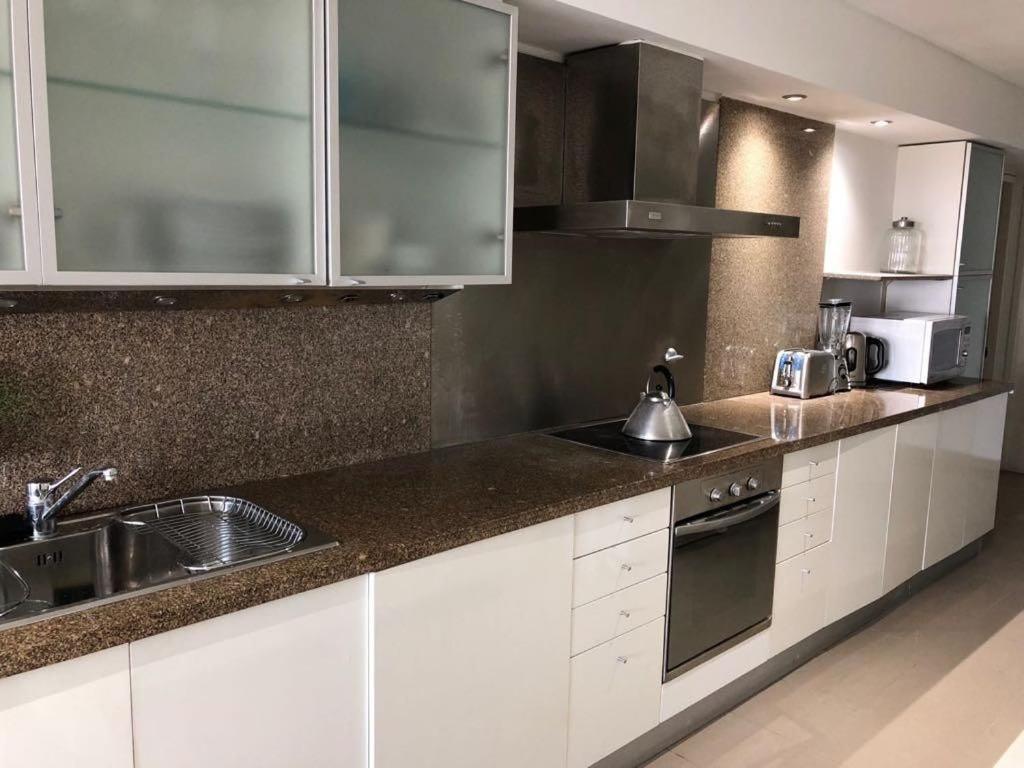 Luxury In Azucena Villaflor 400 Apartment