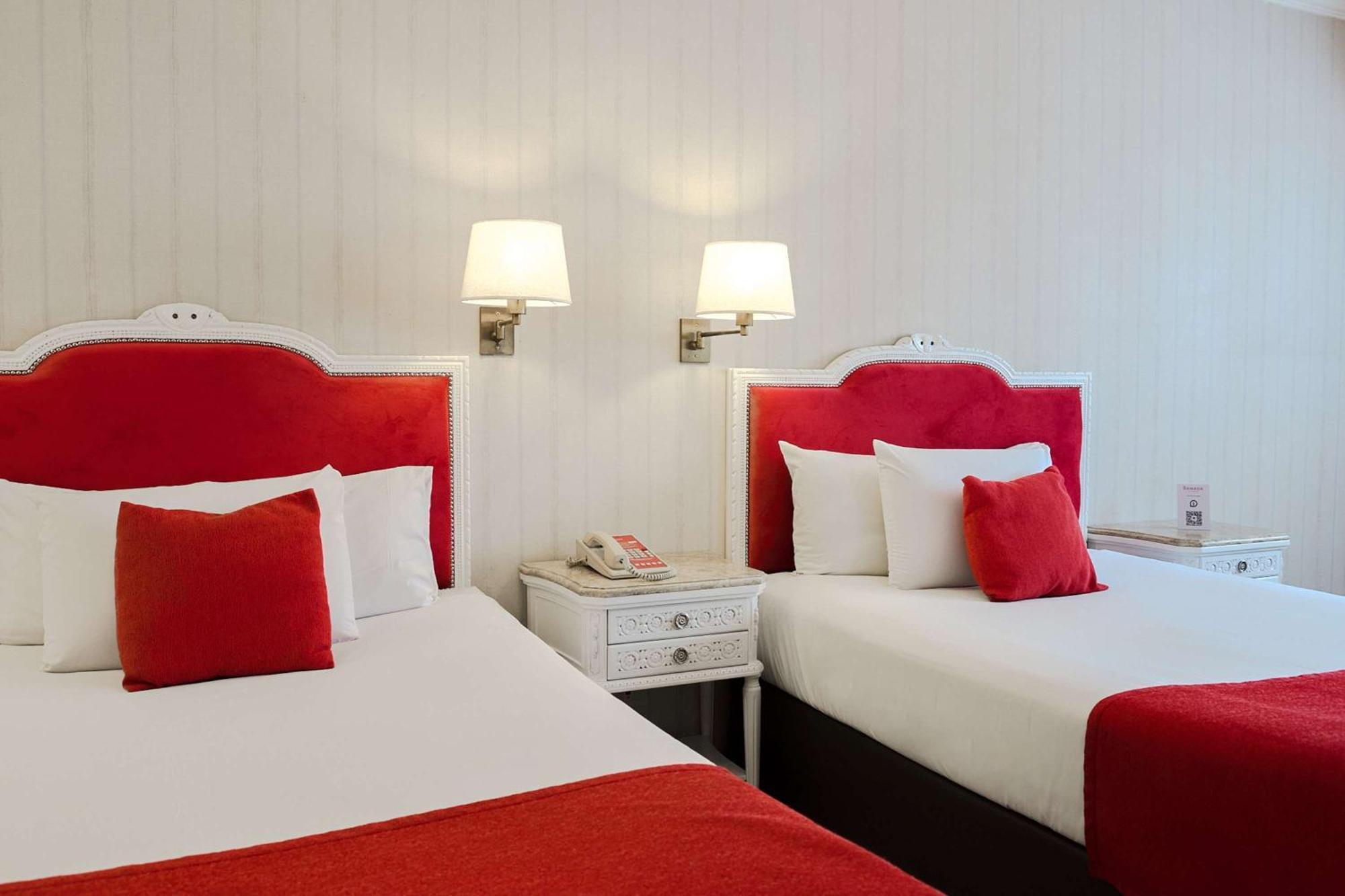 Ramada By Wyndham Centro Bed & Breakfast 4*