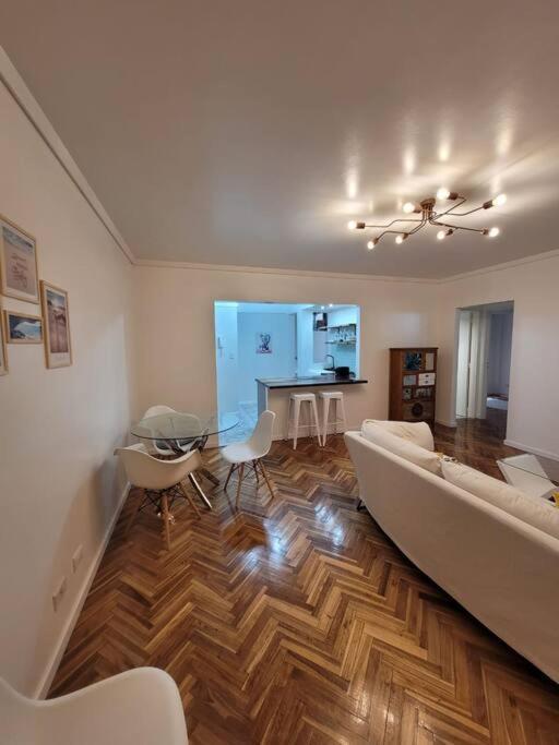 Apartment Amplio Tres Ambientes En Belgrano *