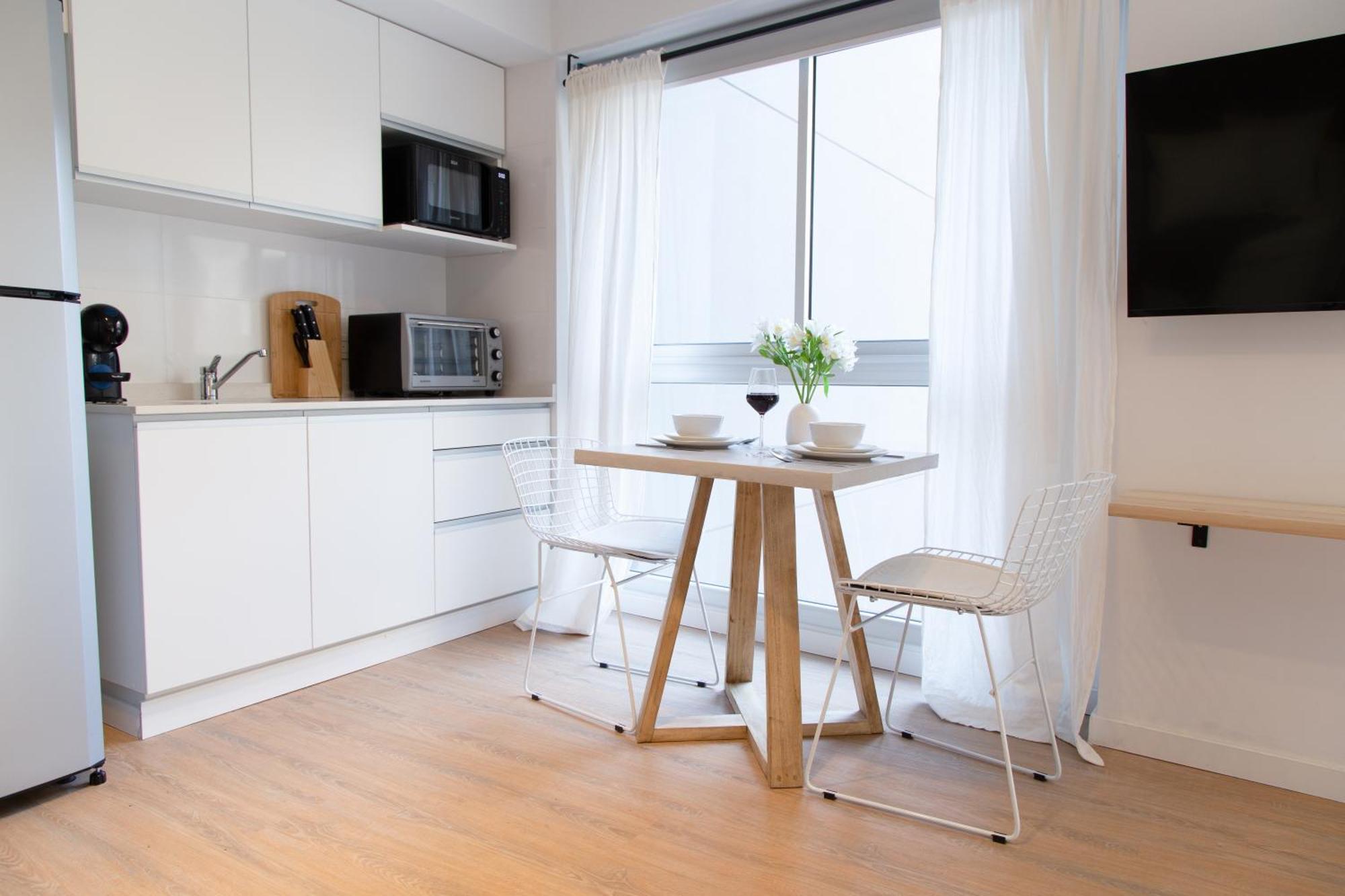 Almendro Lovely Deluxe Apartamento