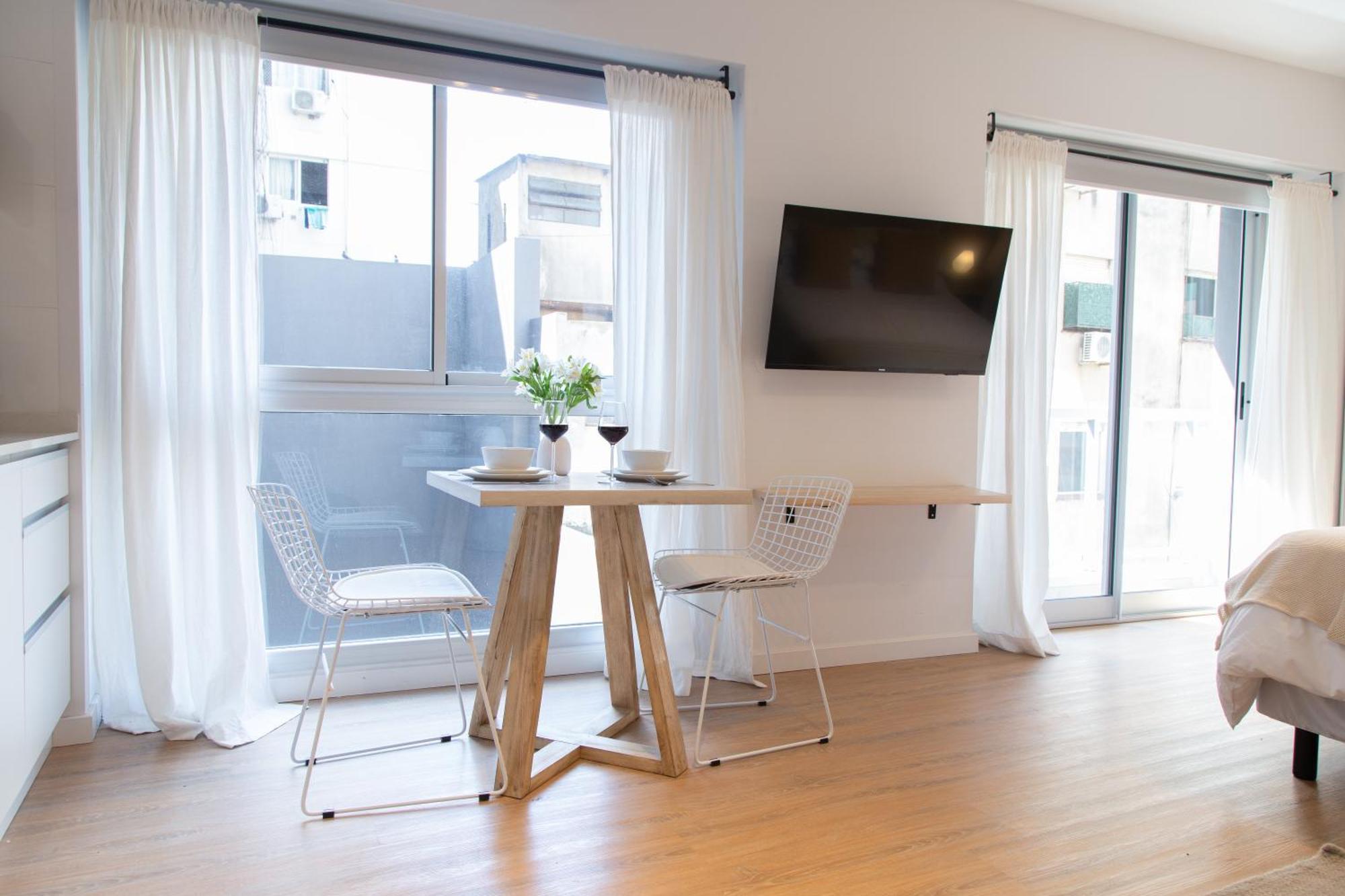 Almendro Lovely Deluxe Apartamento
