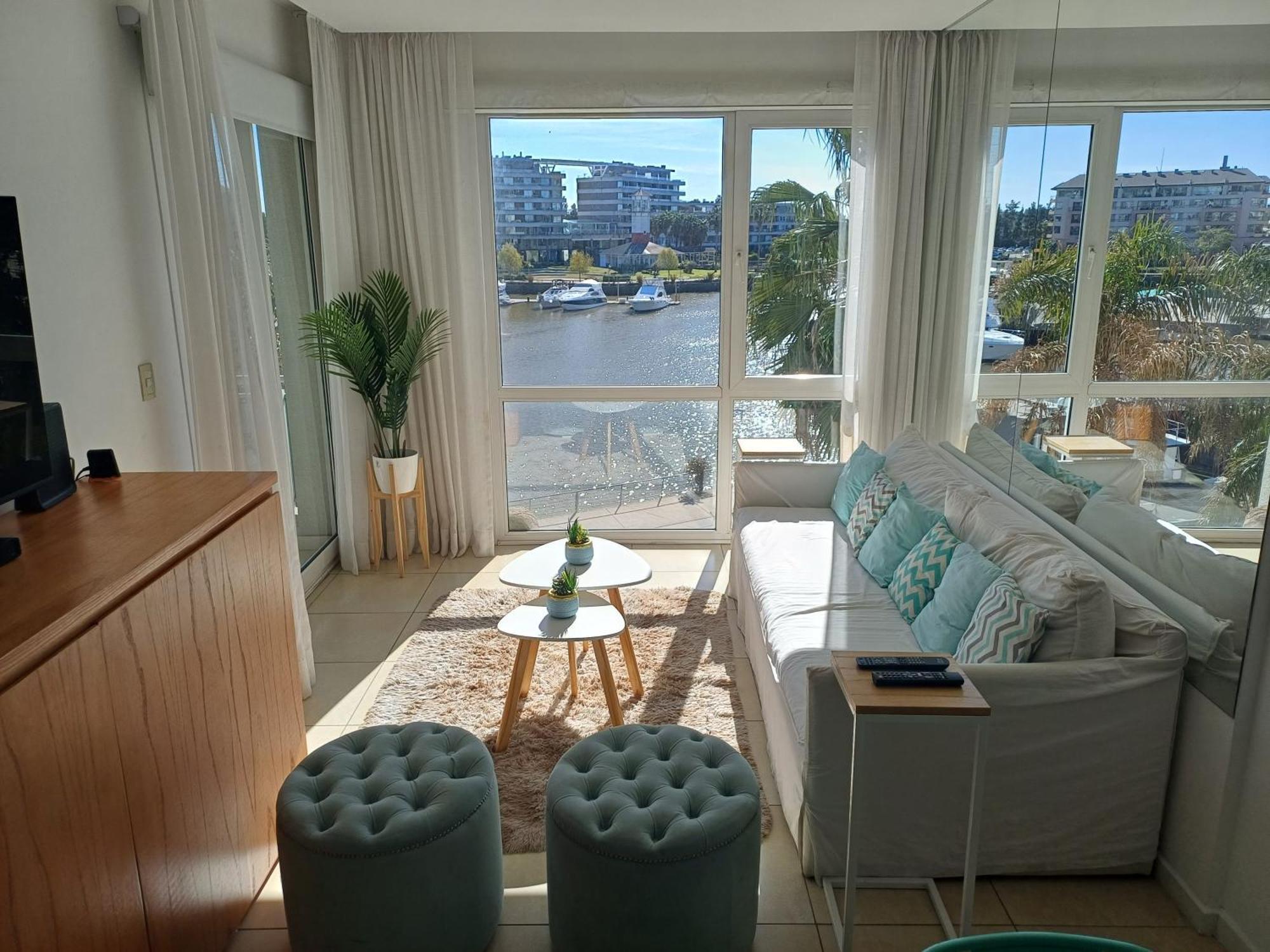 Departamentos Bahia Grande Nordelta Con Balcon Y Vista A La Bahia Piscina Opcional Arancelada!! * Buenos Aires