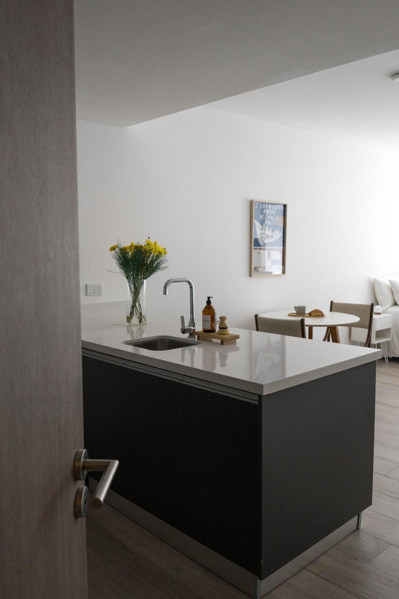 Apartment Nuevo, Piscina, Gym, Sauna, Metro A 500m