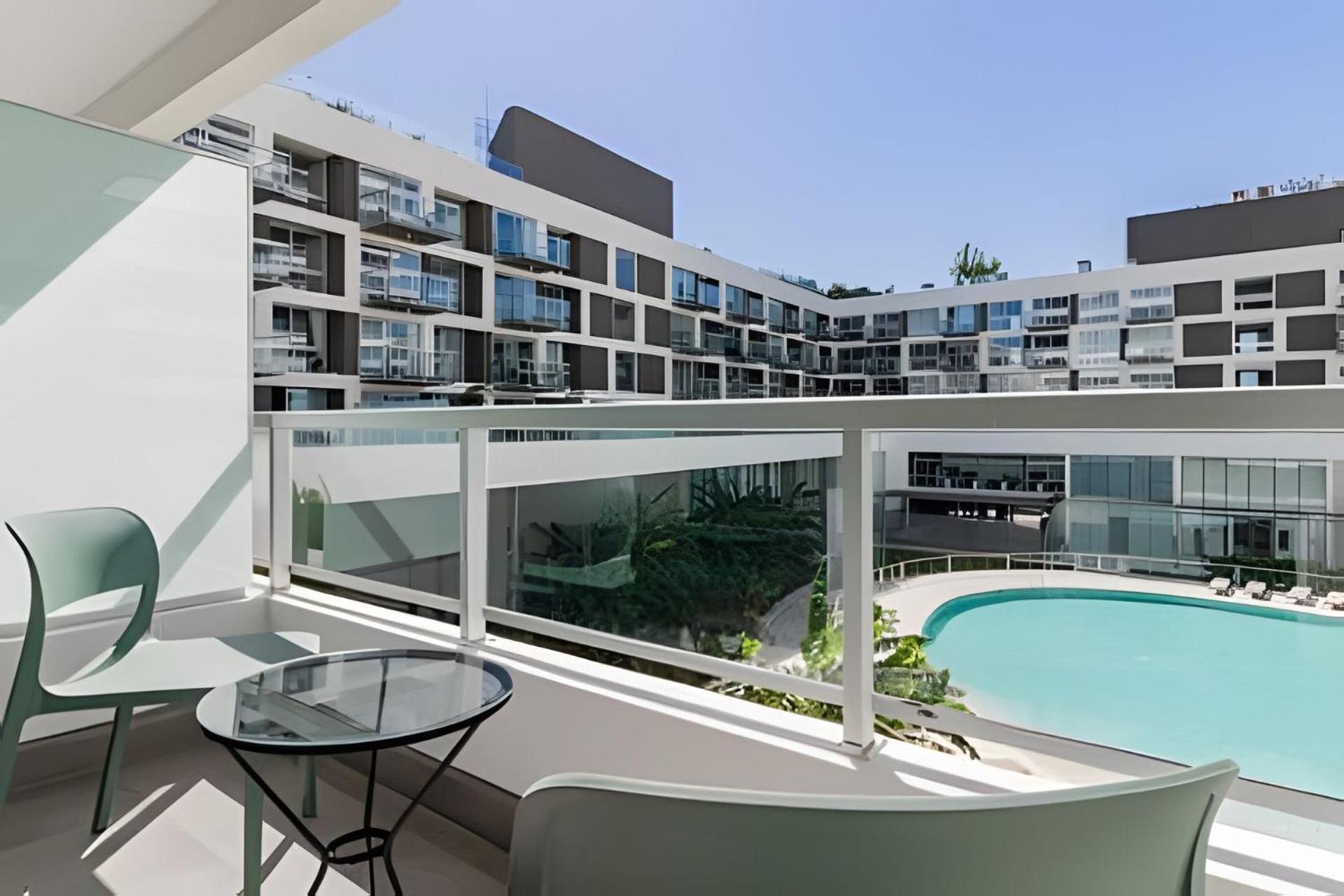 Holiday home Stunning 1br W/ Pool, Gym, & Sauna