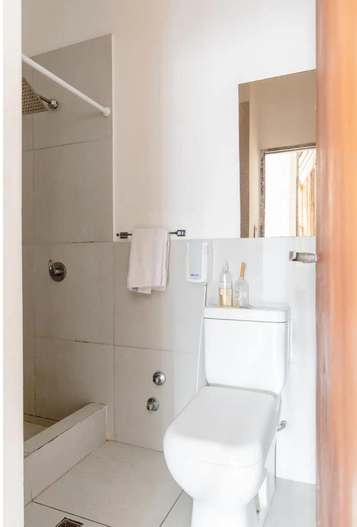 Estupenda Privada Deluxe Homestay
