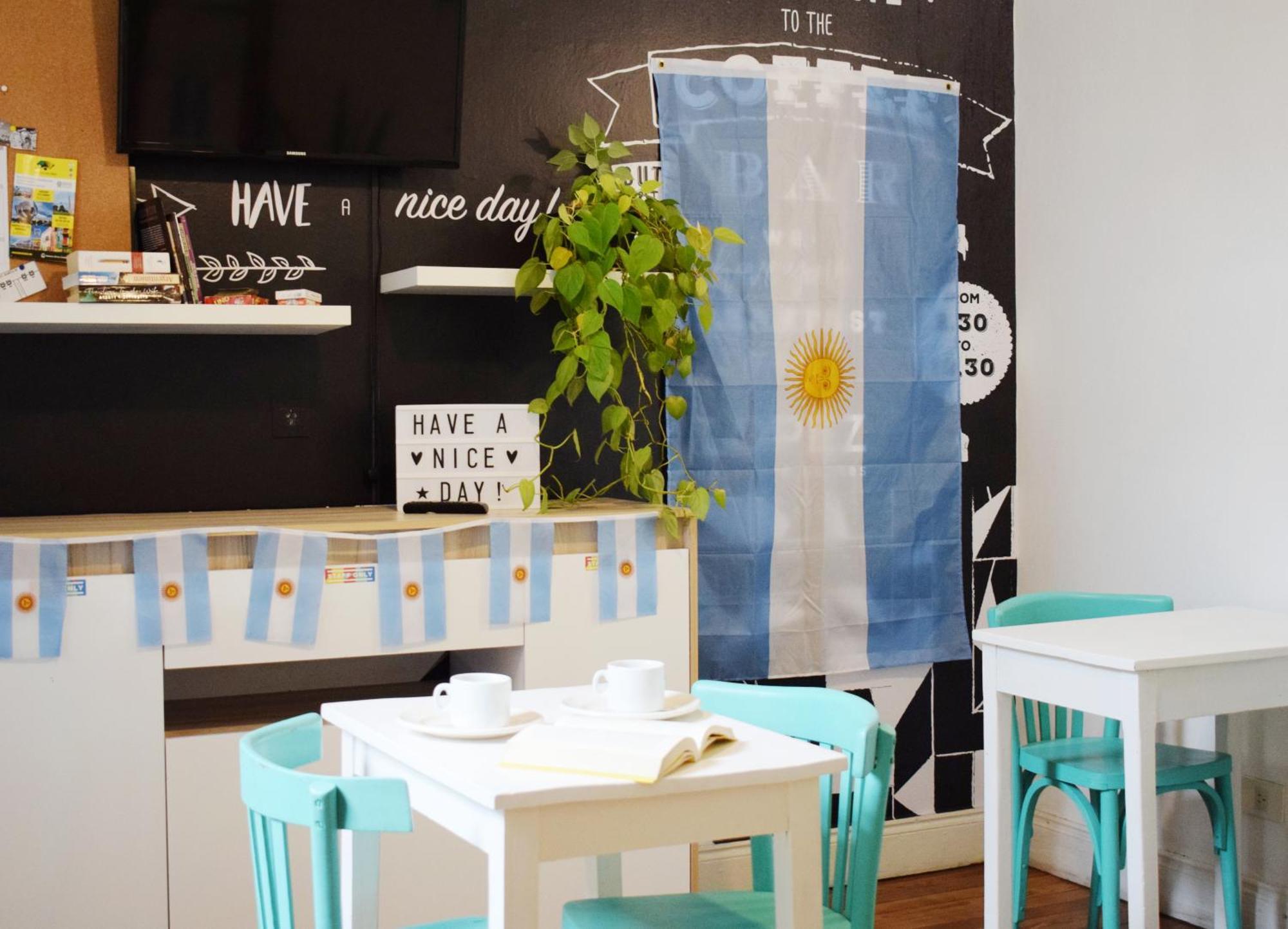 Lopez & Hostel