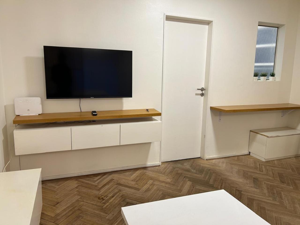 Amplio Divisible, Zona Movistar Arena Y Cerca De Palermo, 4 Pax Apartment