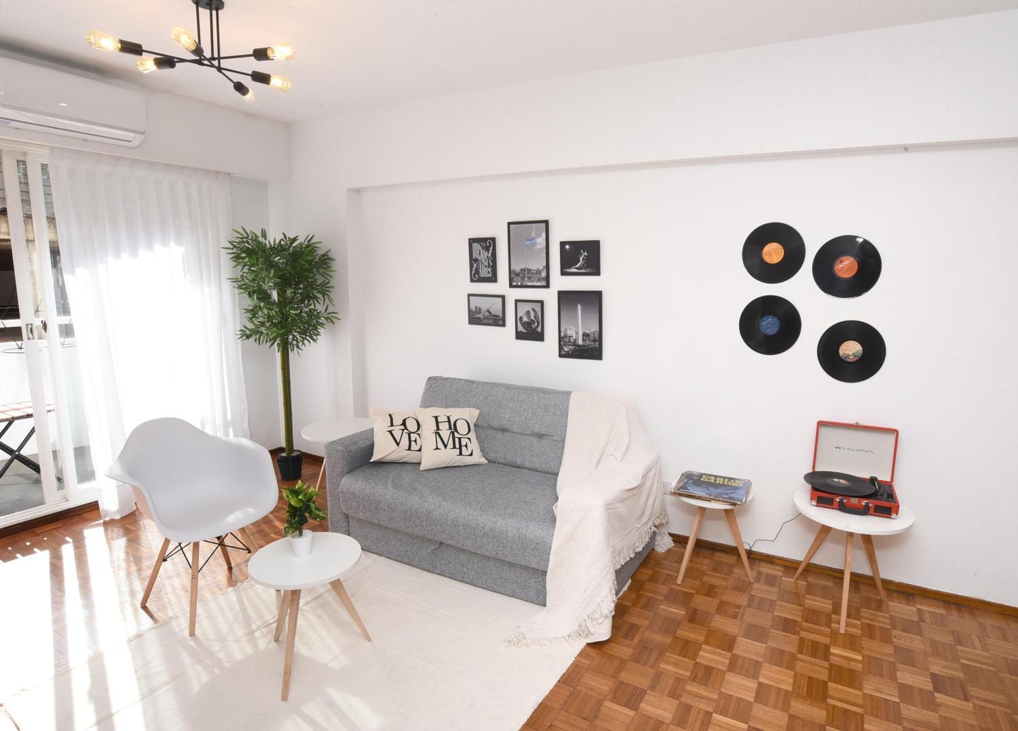 Stylish Haven In Downtown Buenos Aires! Apartment
