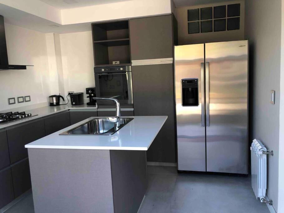 Apartment Modern Two-story House With Terrace In Nunez River *