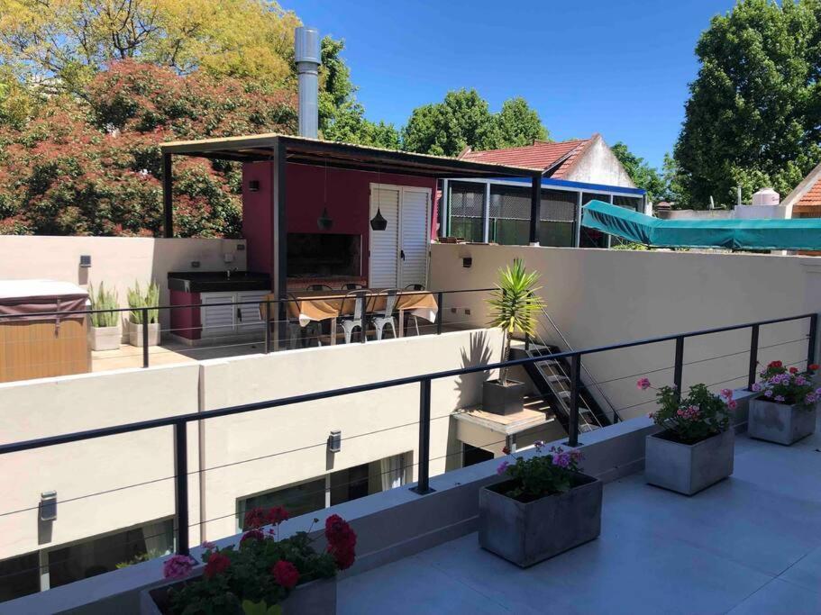 Modern Two-story House With Terrace In Nunez River Apartment *