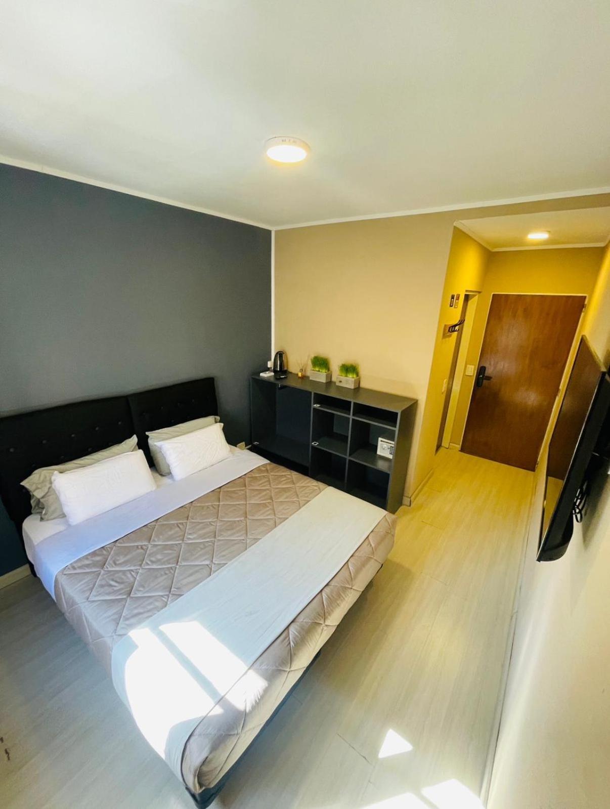 1117 Recoleta * Buenos Aires