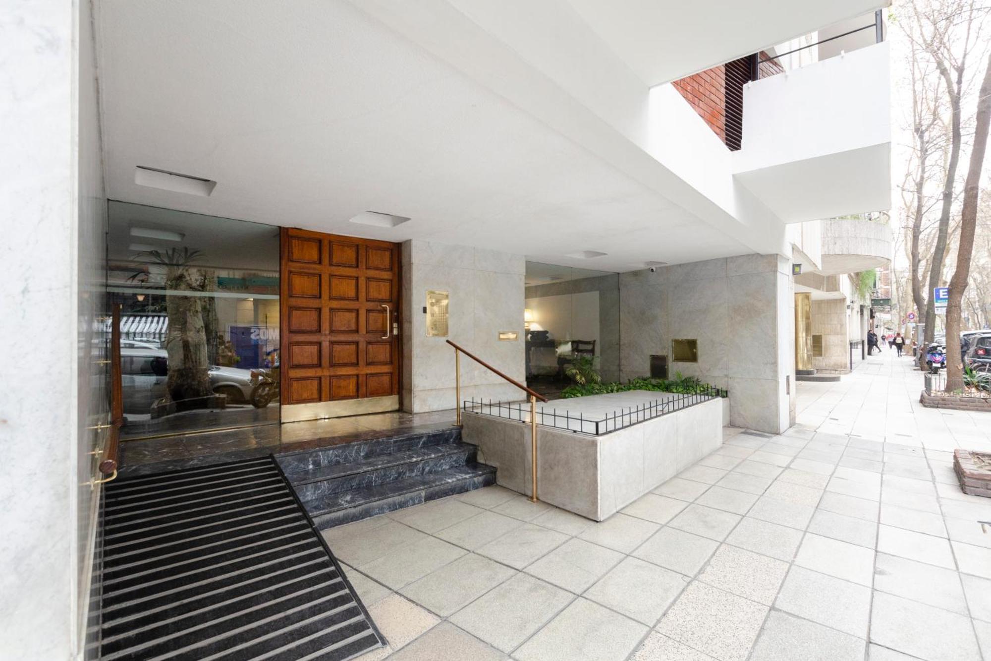 Nuoma - 2 Guests - Great Location Apartment *