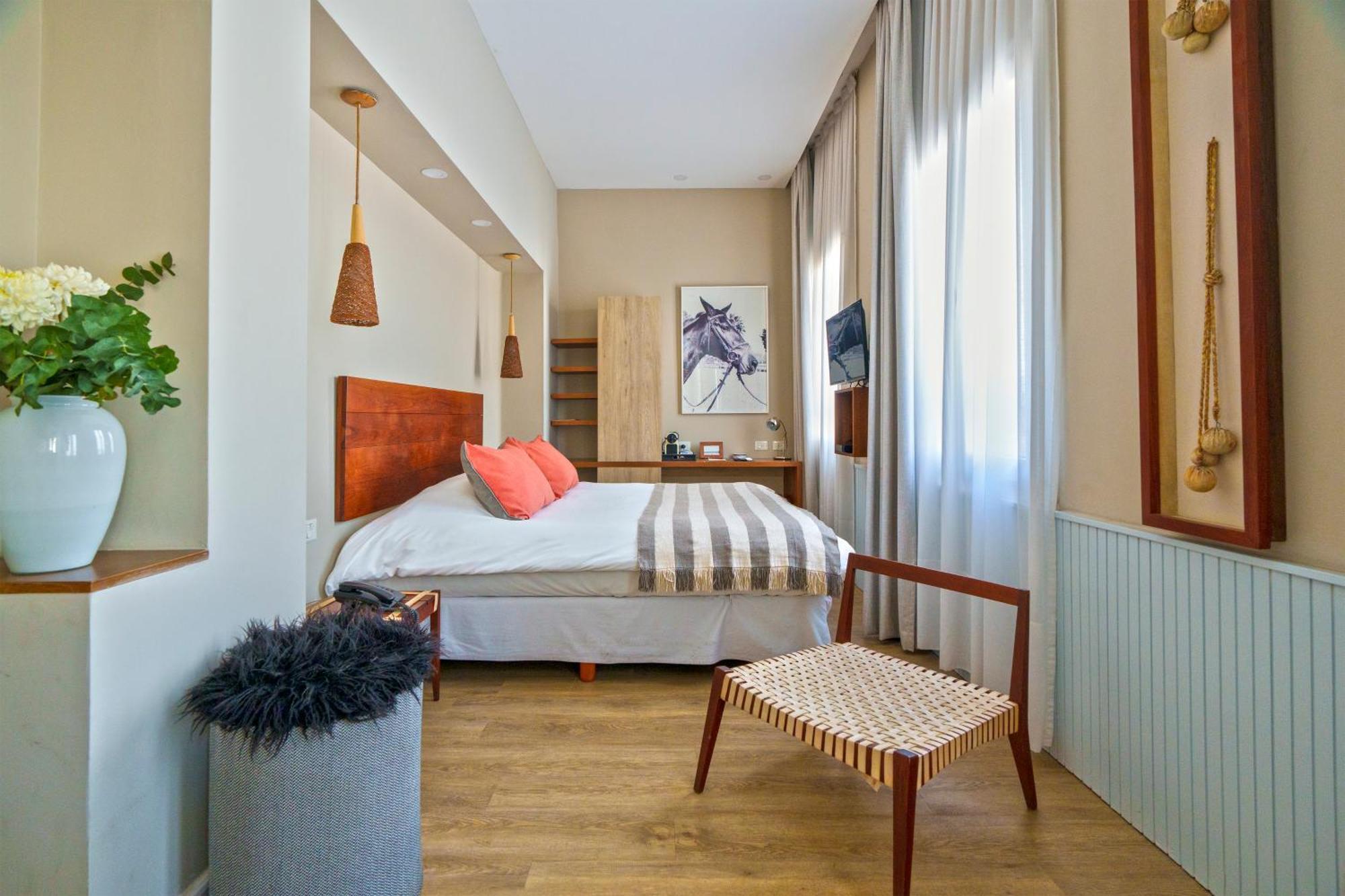 Rendez Vous Hotel