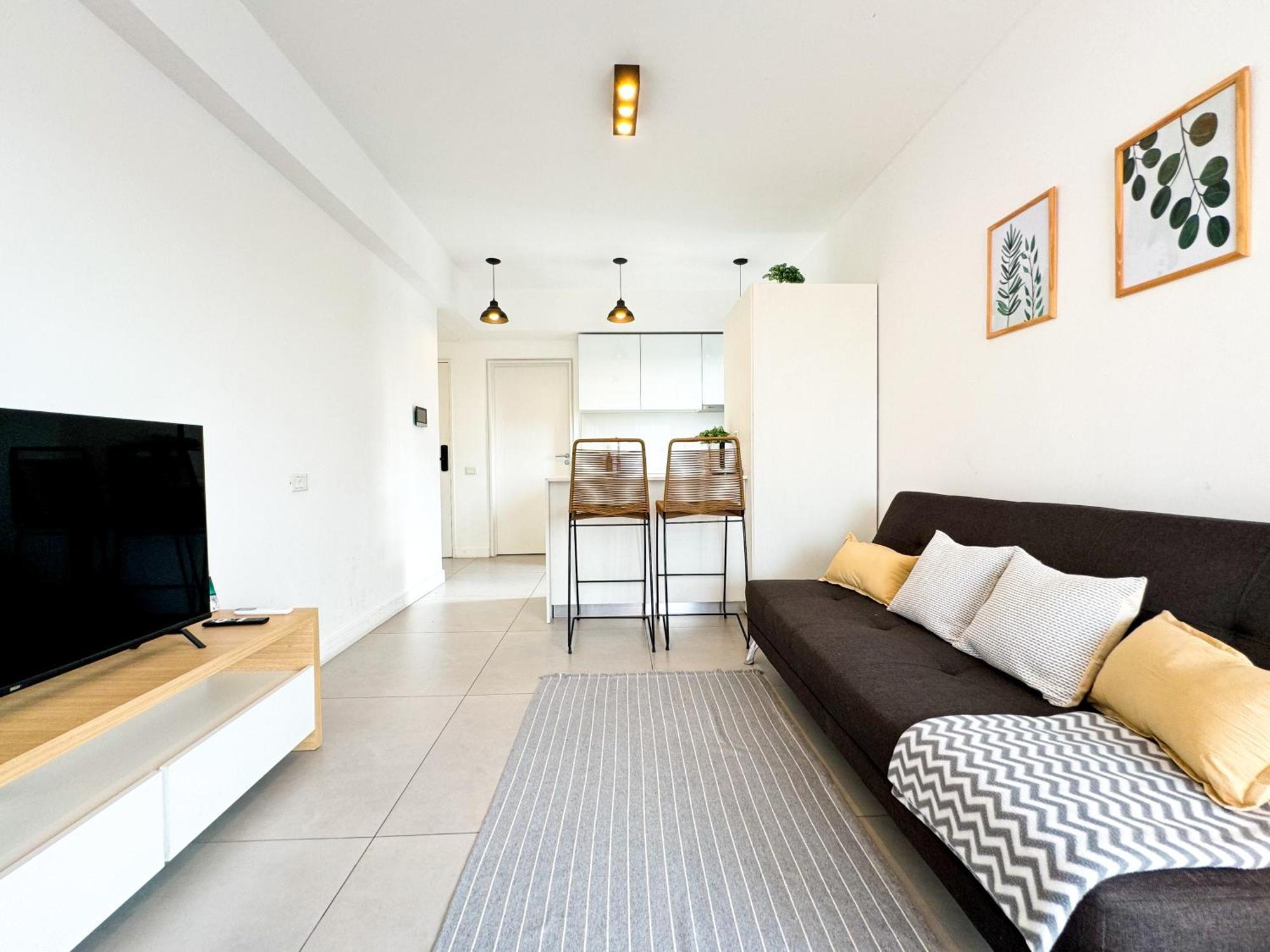 Hollywood Alto Apartment *
