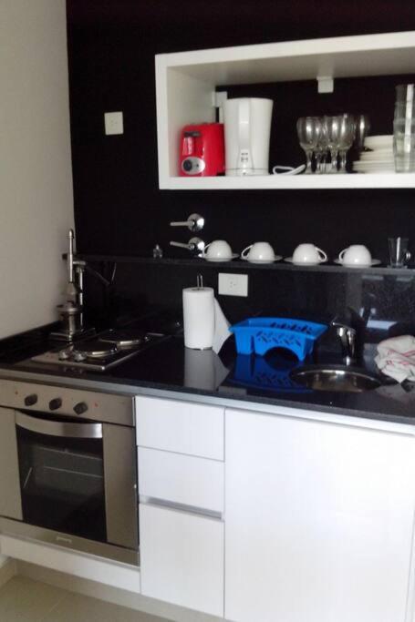 Impactante Estudio A Metros Del Solar De La Abadia Apartment Buenos Aires