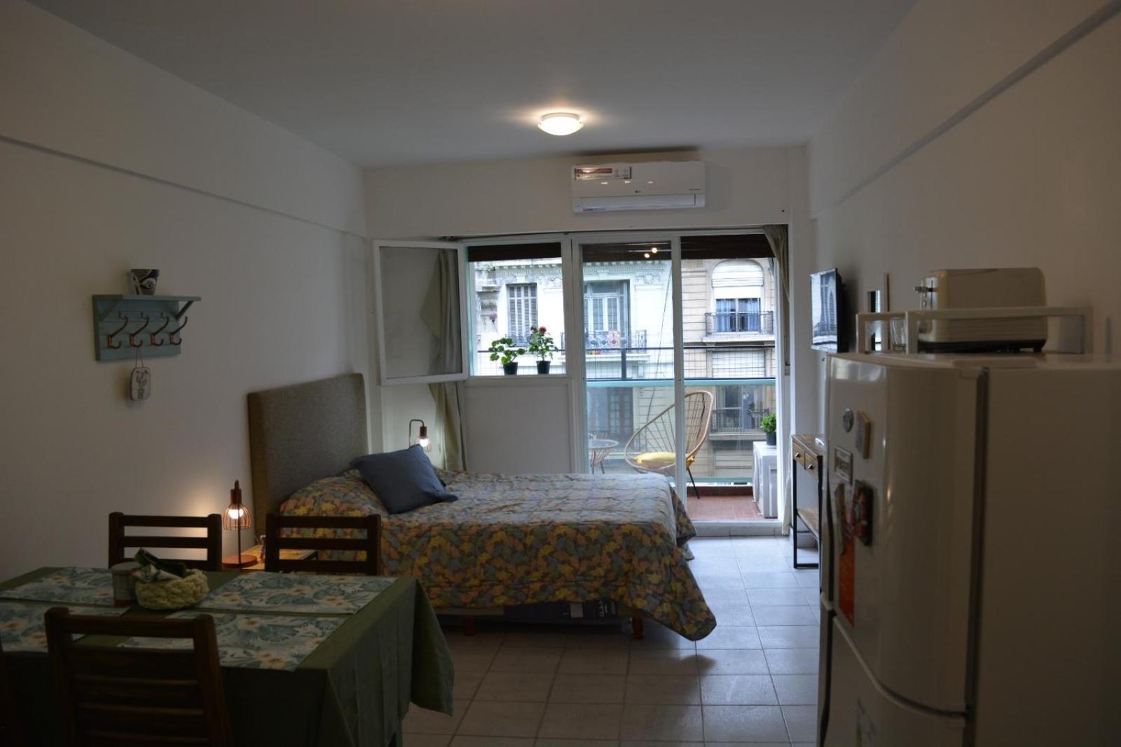 Avenida Apartment *