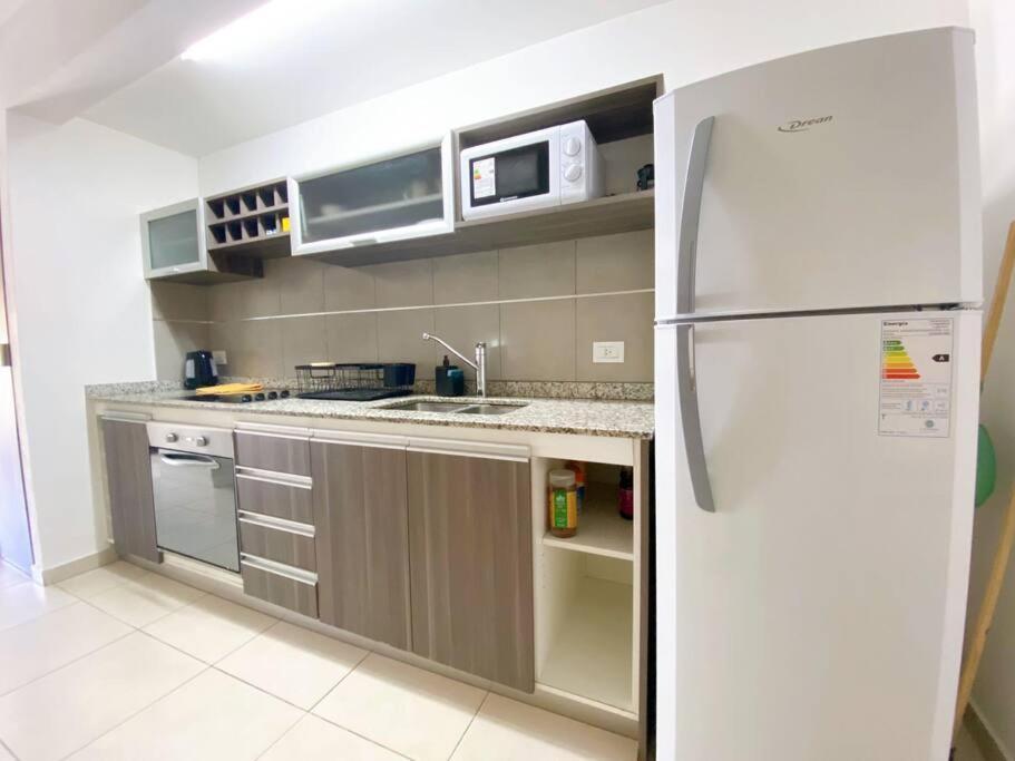 Amplio Studio, En Chacarita Apartment