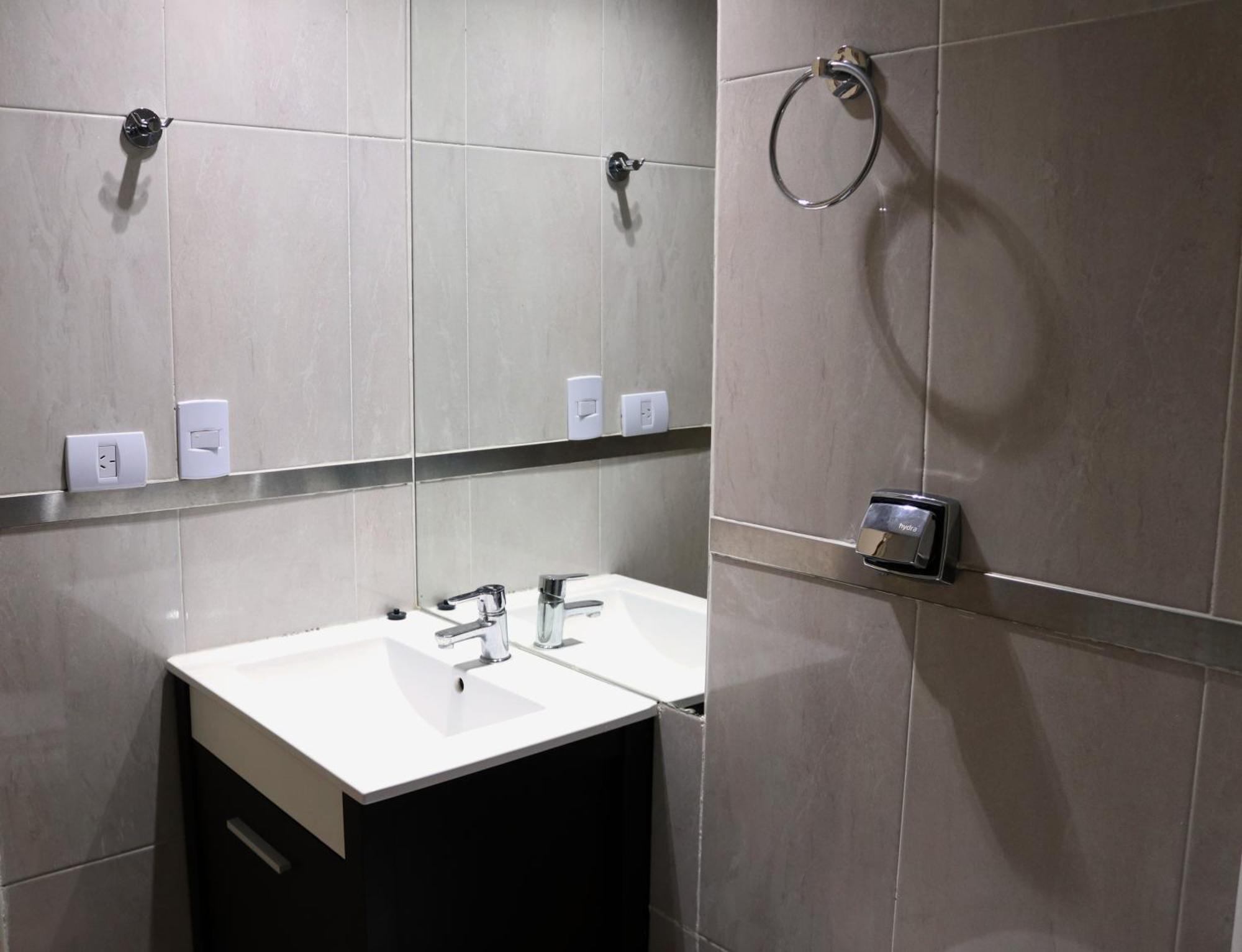 Apartamento Amplio Monoambiente Con Piscina *