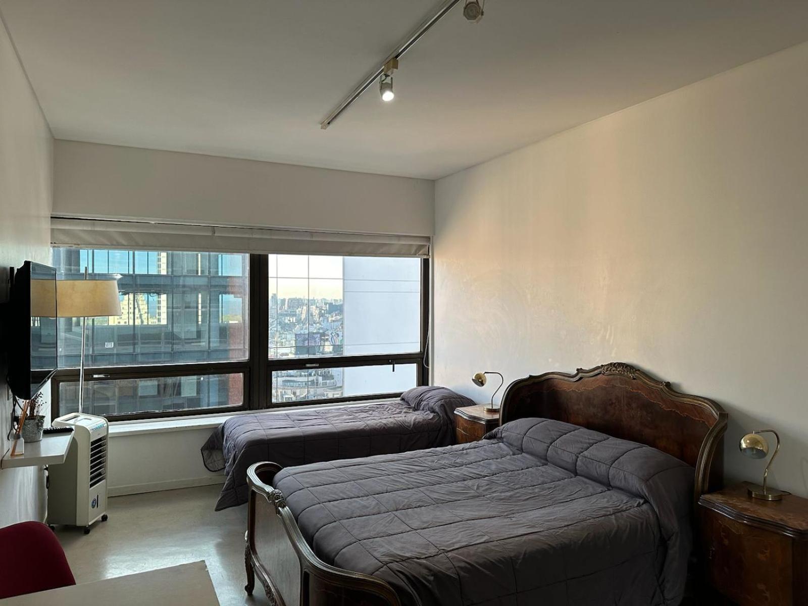 Departamento Para Tres Personas En Microcentro * Buenos Aires