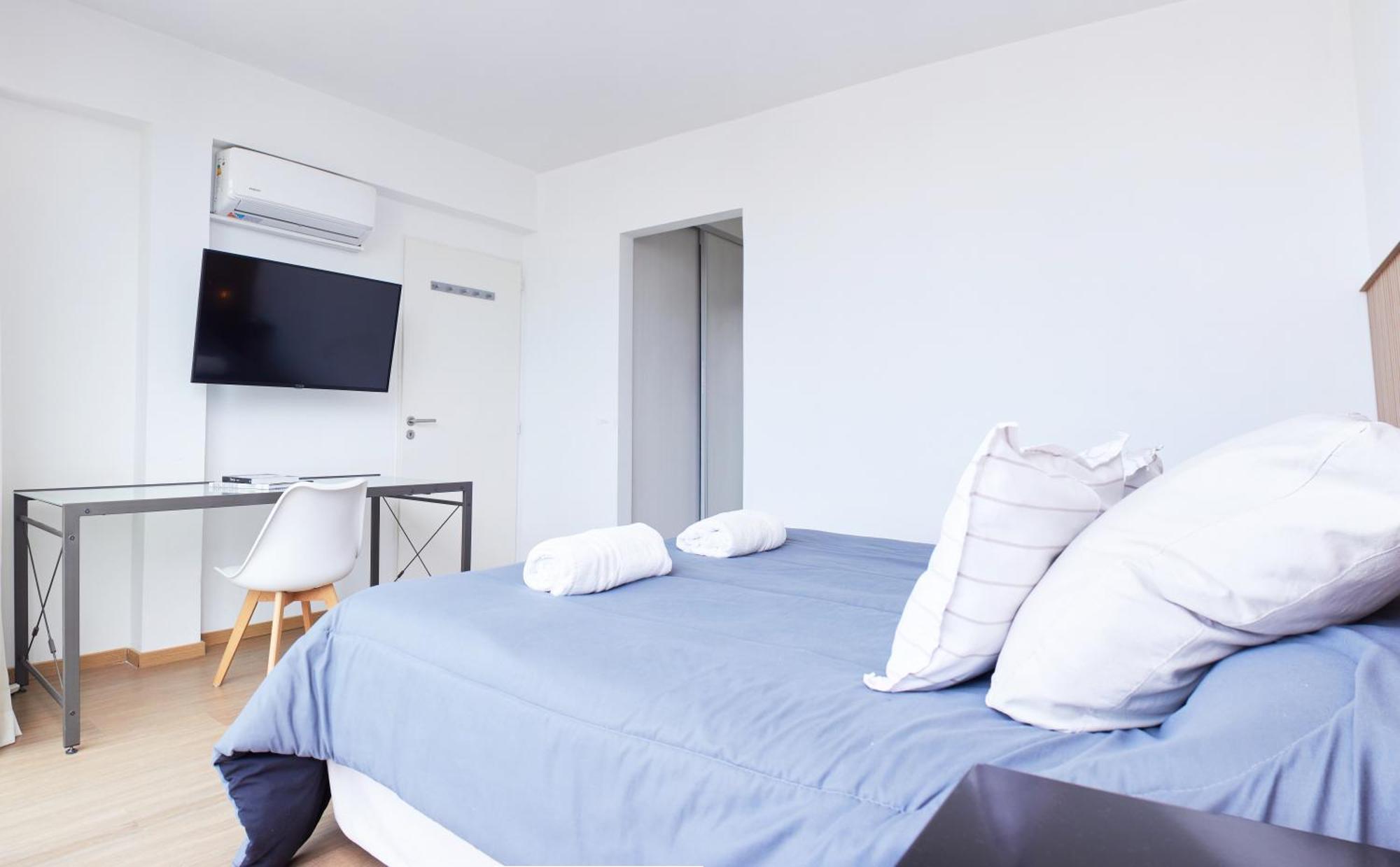 Monroe Apartment *