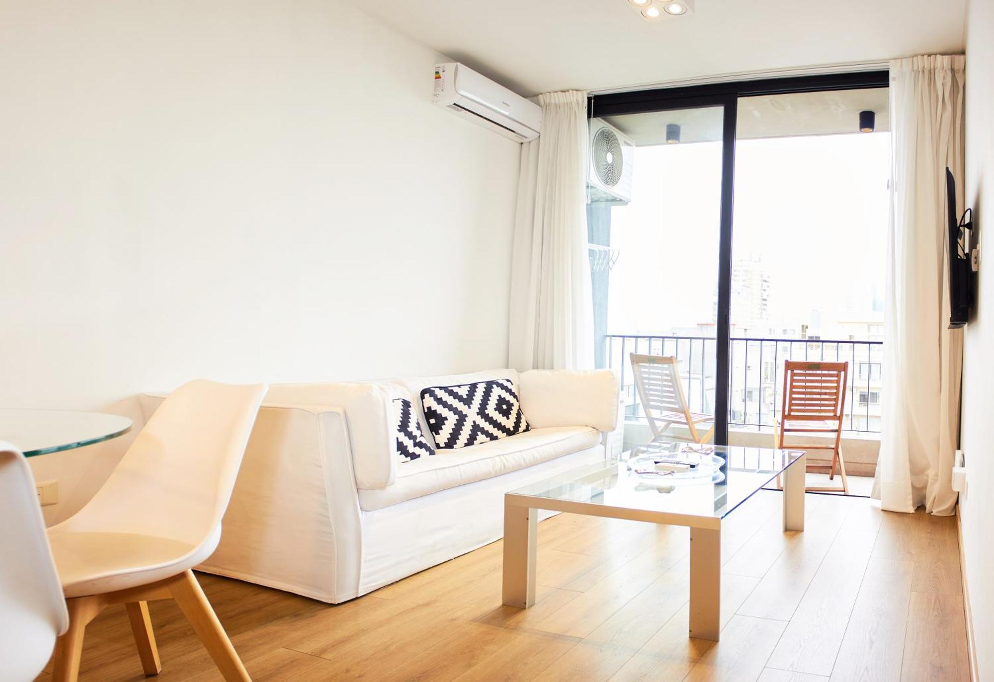 Monroe Apartment *