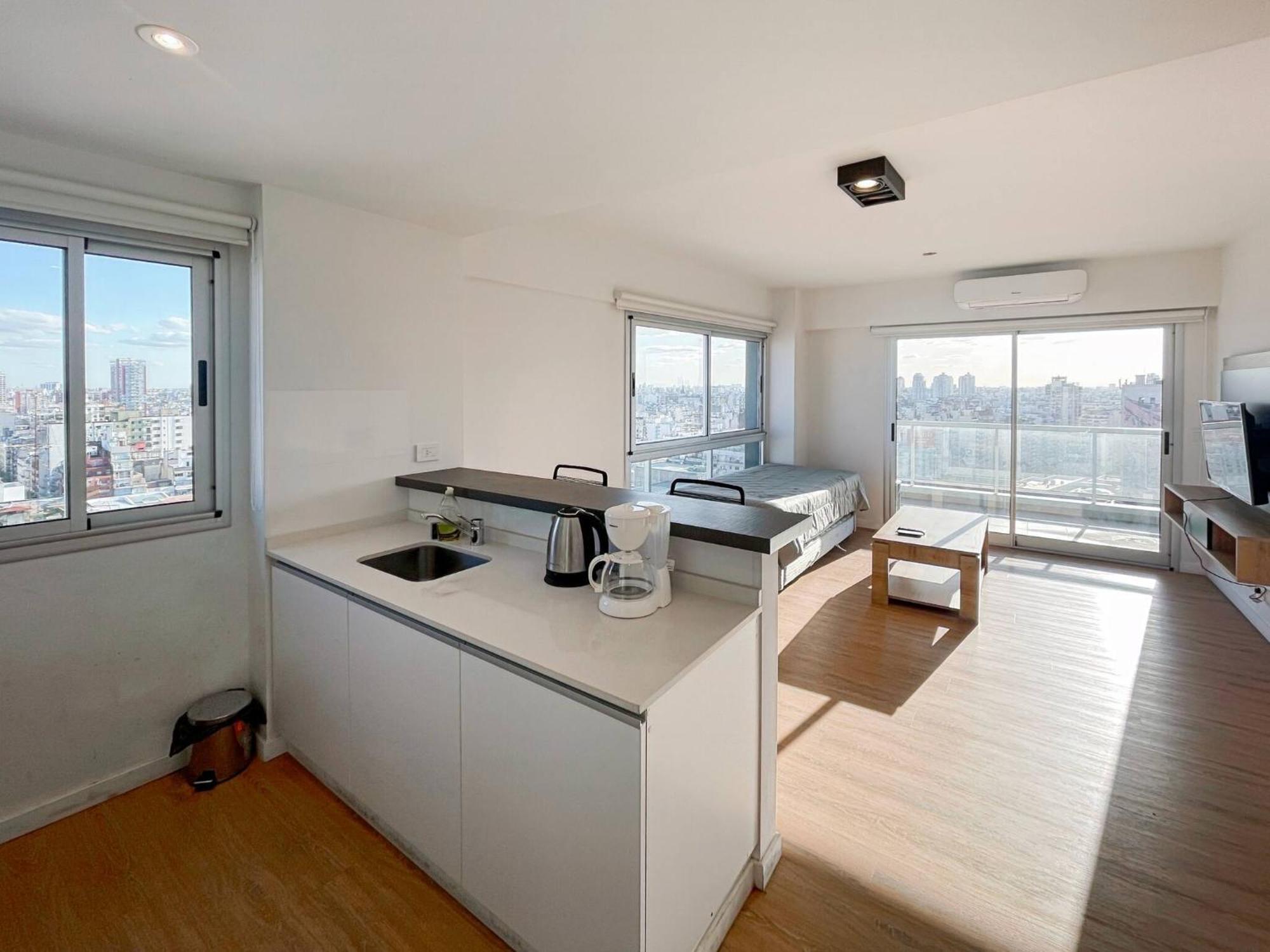 One-bedroom In Recoleta With Panoramic Views Apartment