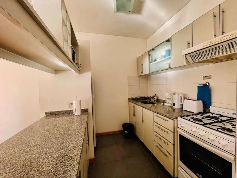 Acogedor Espacio En Palermo Con Balcon Y Vista