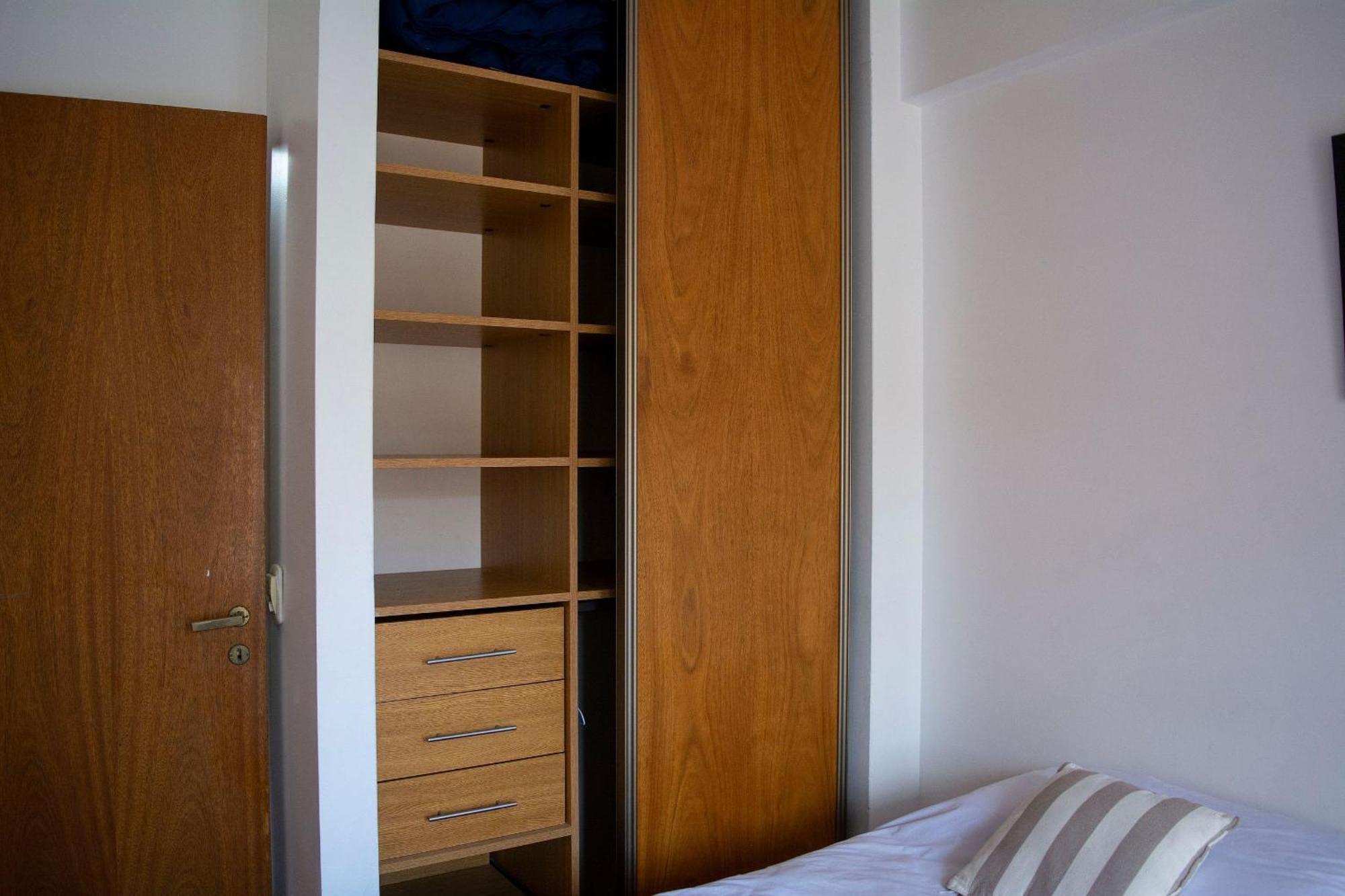 Apartment Italian Hospital Apartment: Cozy 4-person *