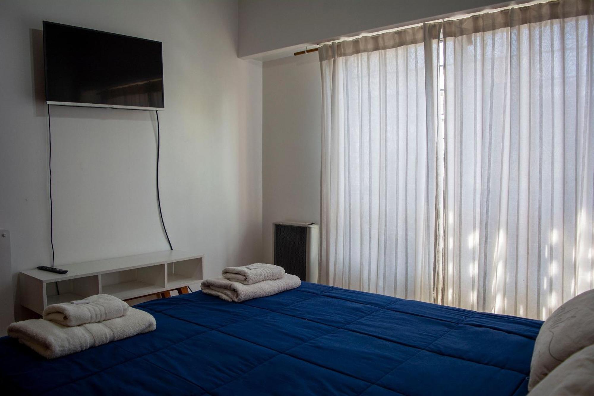 Italian Hospital Apartment: Cozy 4-person Apartment Buenos Aires