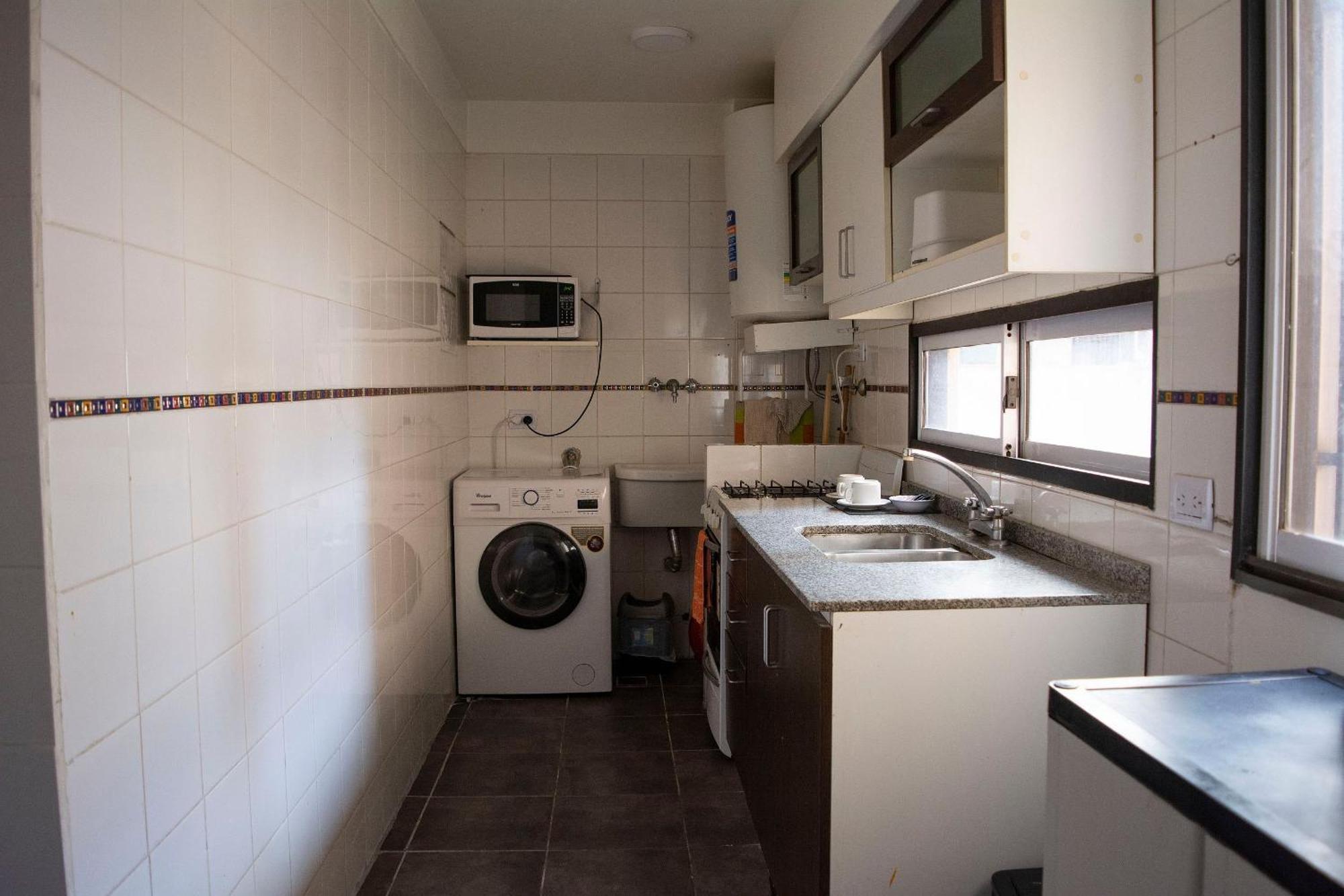 Italian Hospital Apartment: Cozy 4-person *