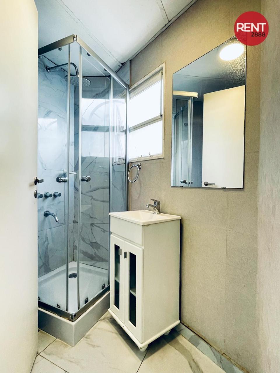 Rent Salguero Apartment *