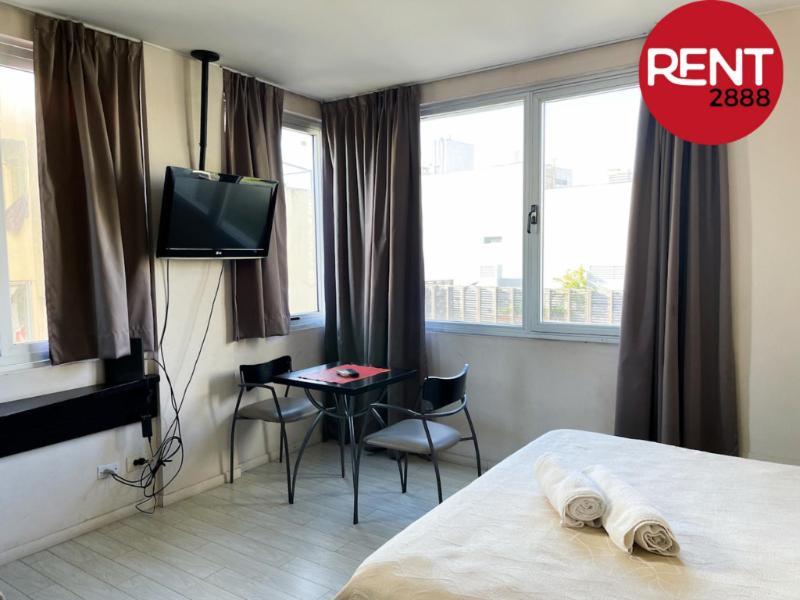 Rent Peron Italiano Apartment
