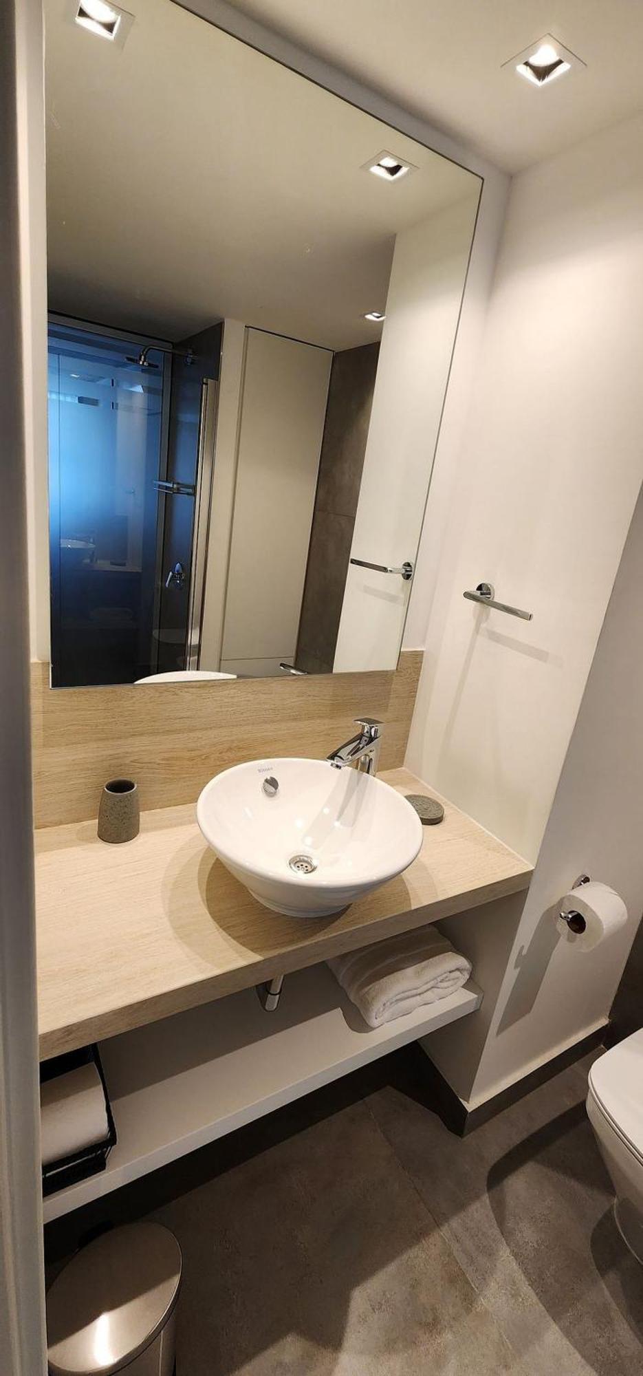 Luxury And Modern Aptartment En Quartier Apartment *
