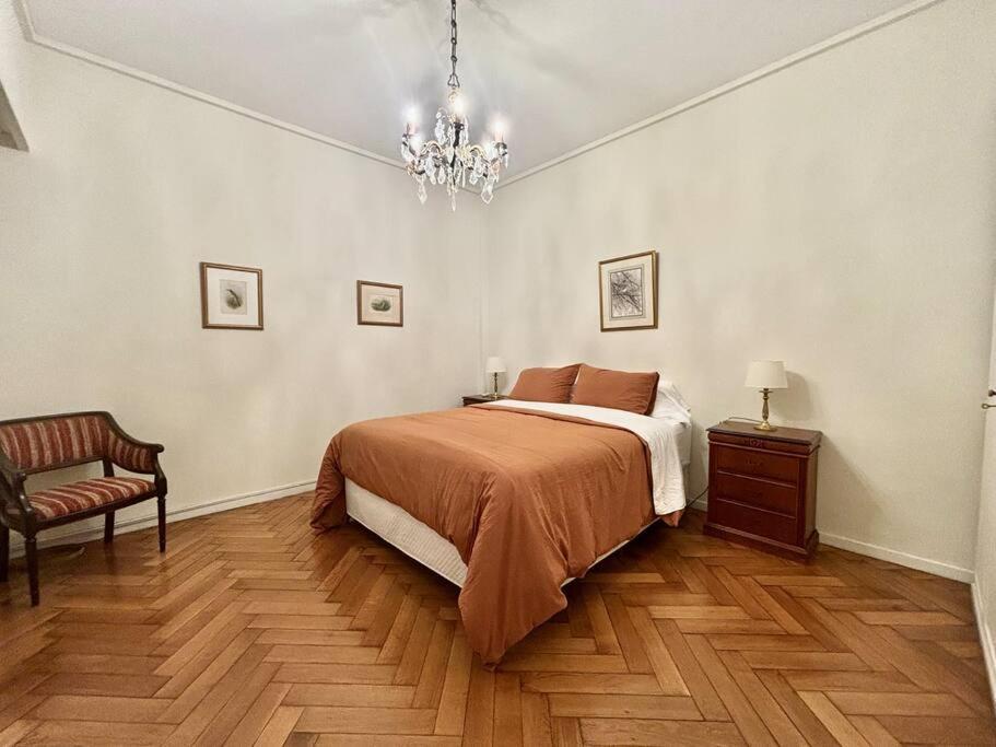 Elegante Y Amplio Departamento Apartment