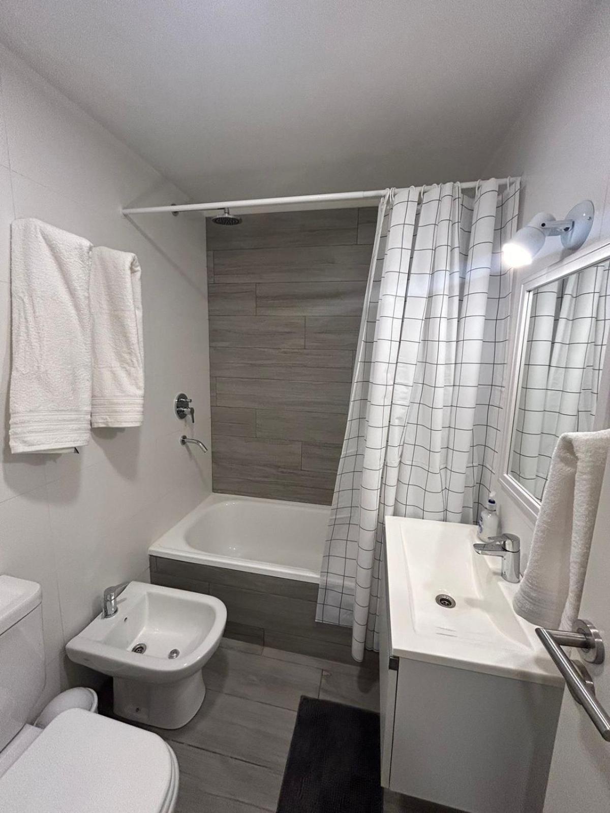 Deluxe Studio With Jacuzzi And Cowork In Palermo Apartment