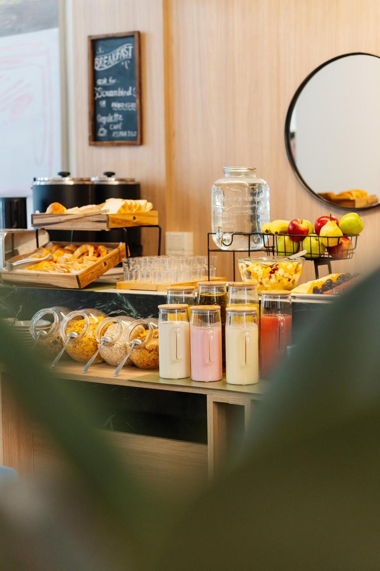 Vain Boutique Hotel 4*