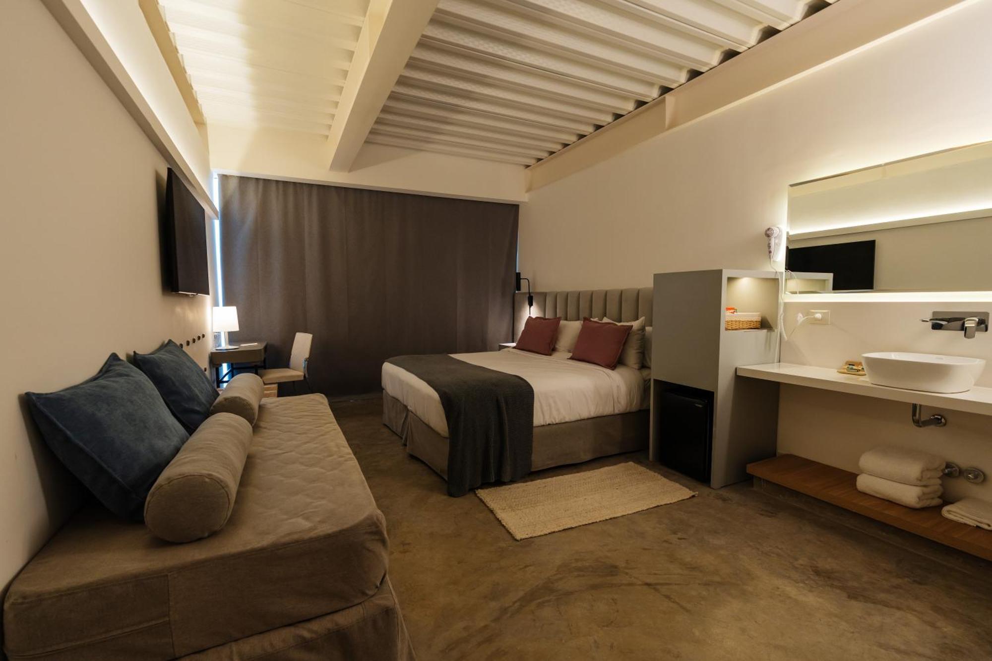Vain Boutique Hotel 4*