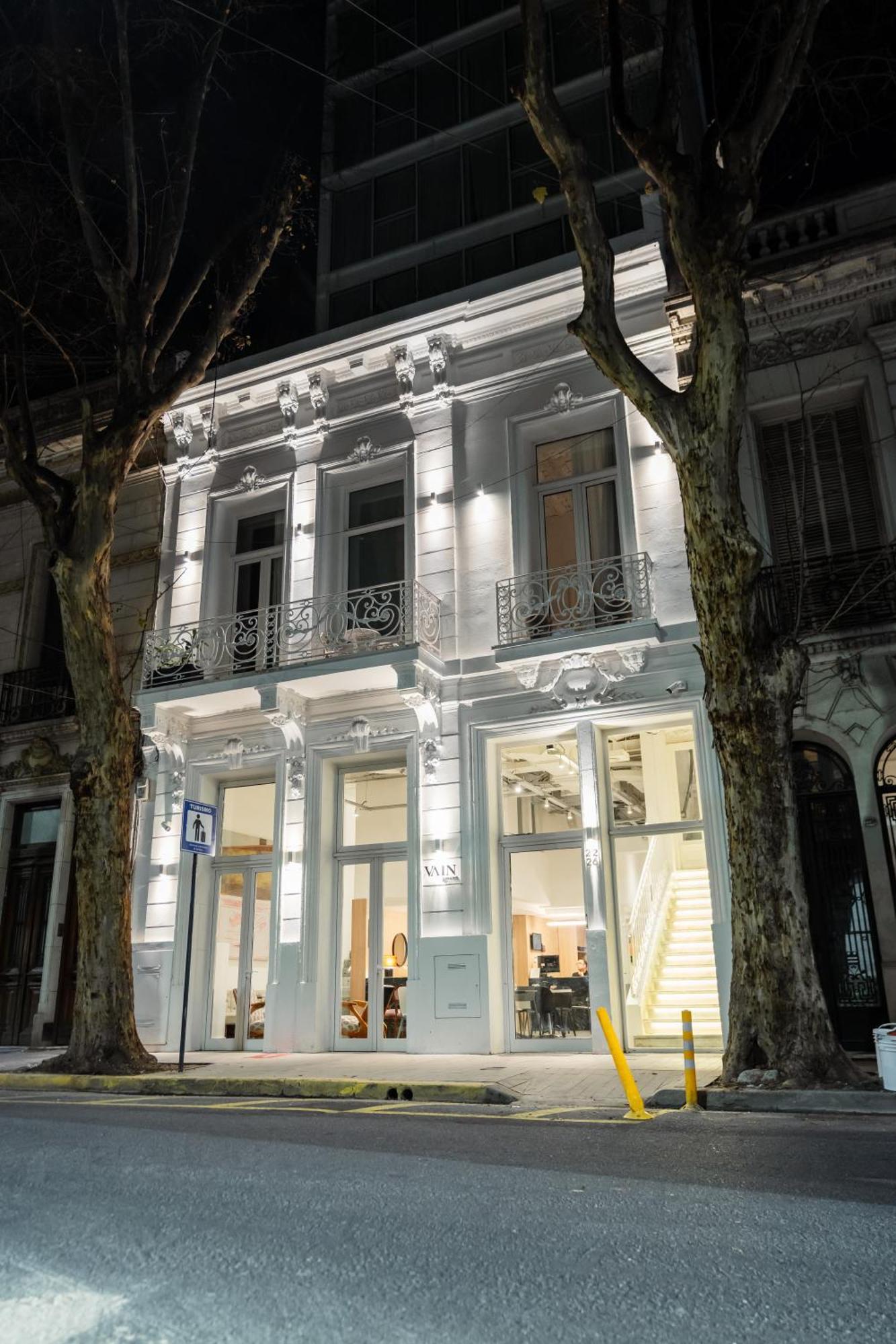 Vain Boutique Hotel