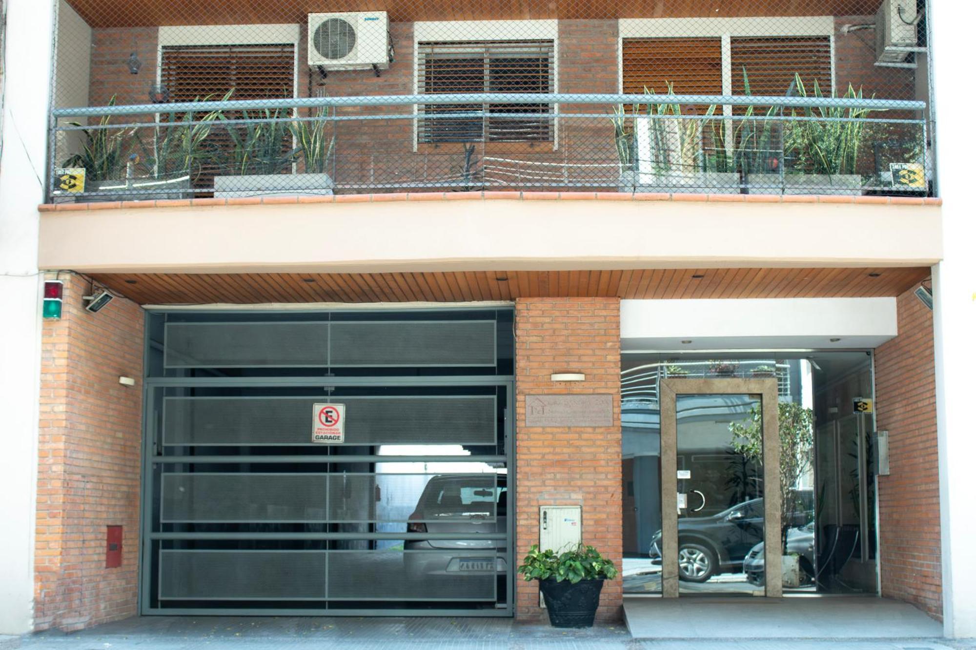 Apartment Excelente Ubicacion! Garage! Elegante Y Comodo! *
