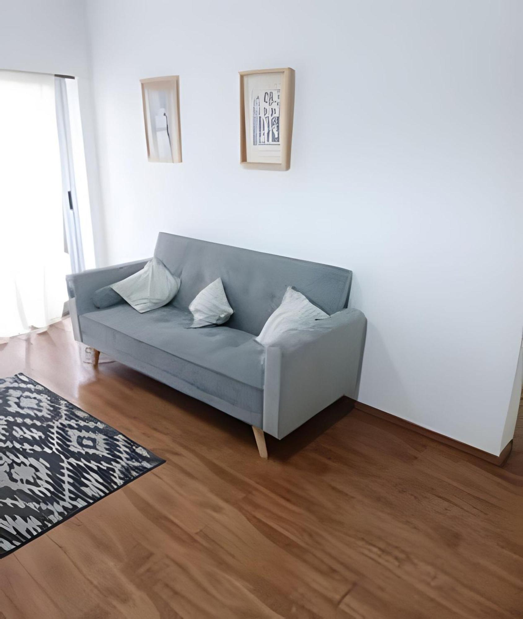 Veve V . Sun Splashed Apt, Easy Access To The * Buenos Aires
