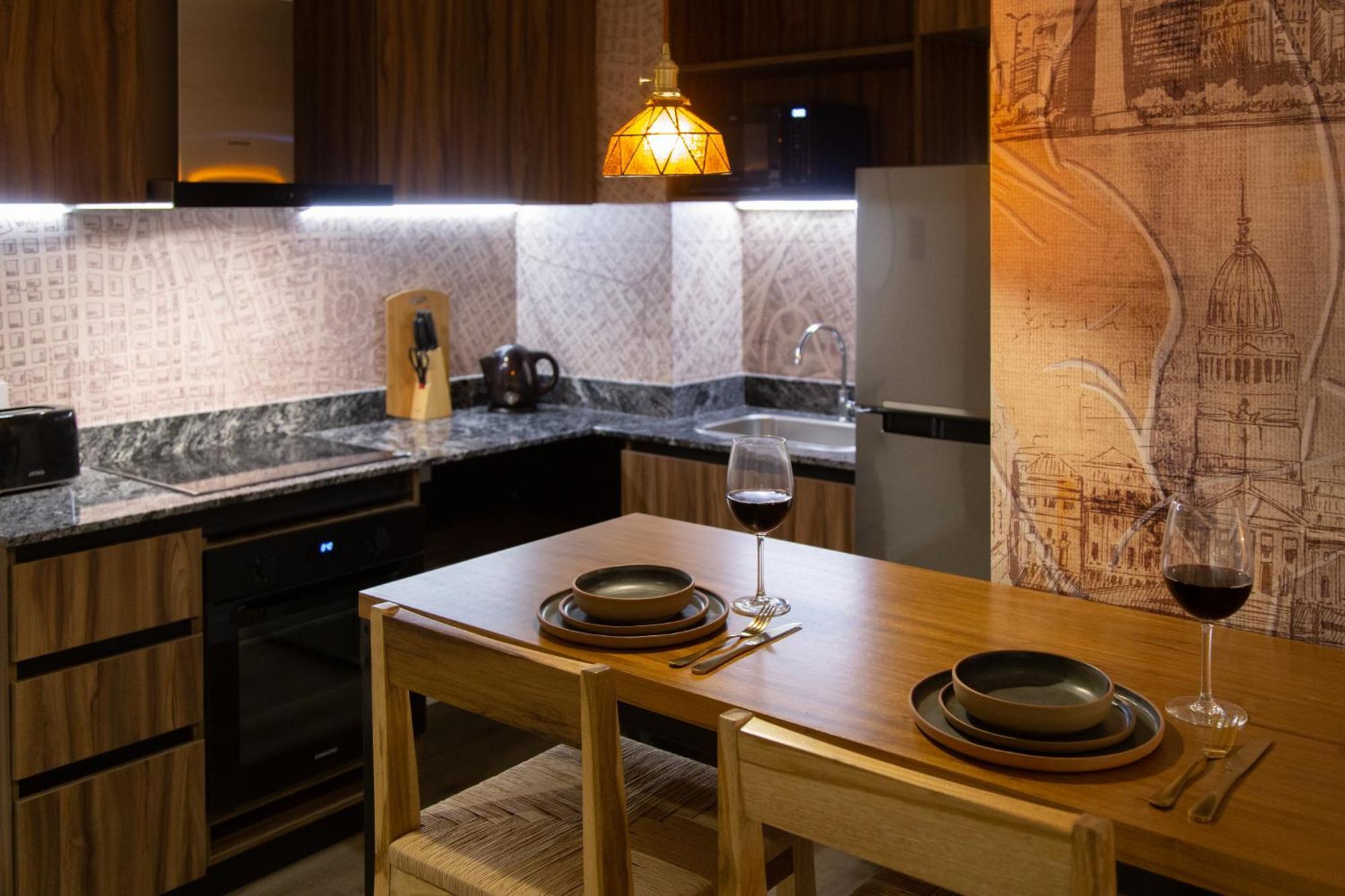 Hevea Elegant Studio Apartment
