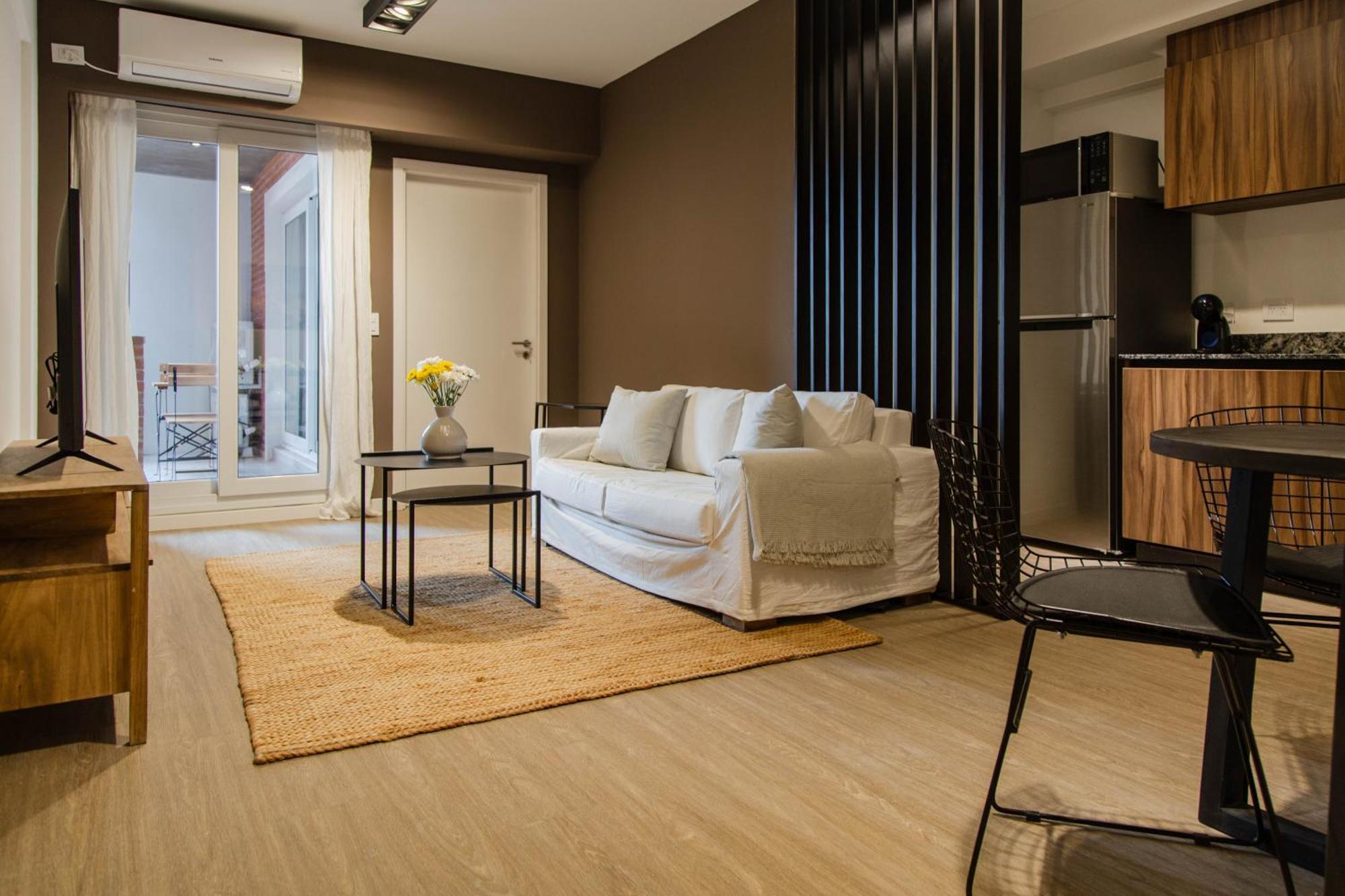 Clavel Incredible Studio Apartment *