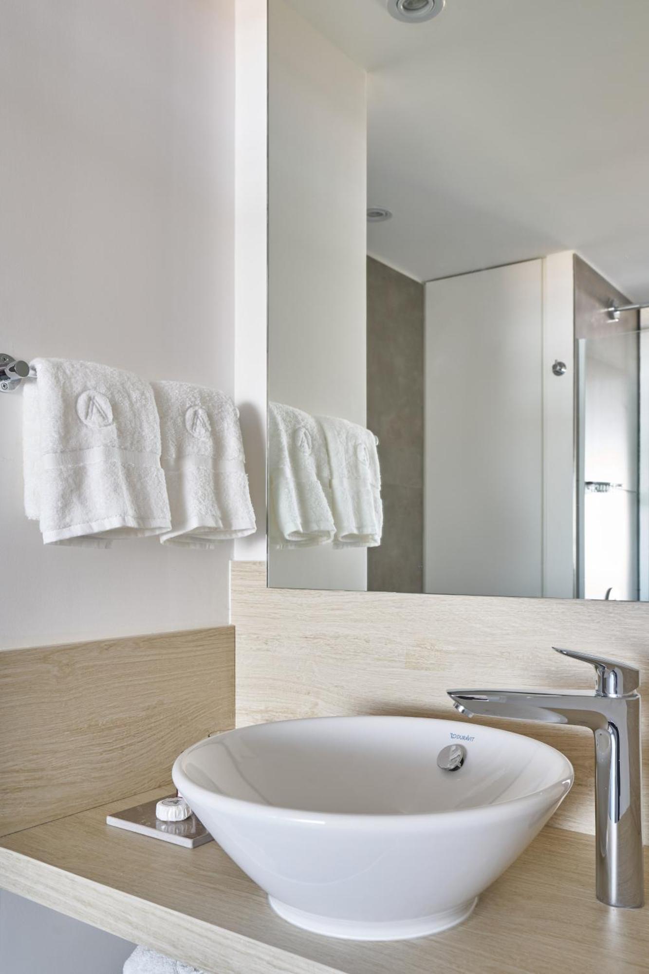 Aparthotel Almarena Puerto Retiro Affiliated By Melia