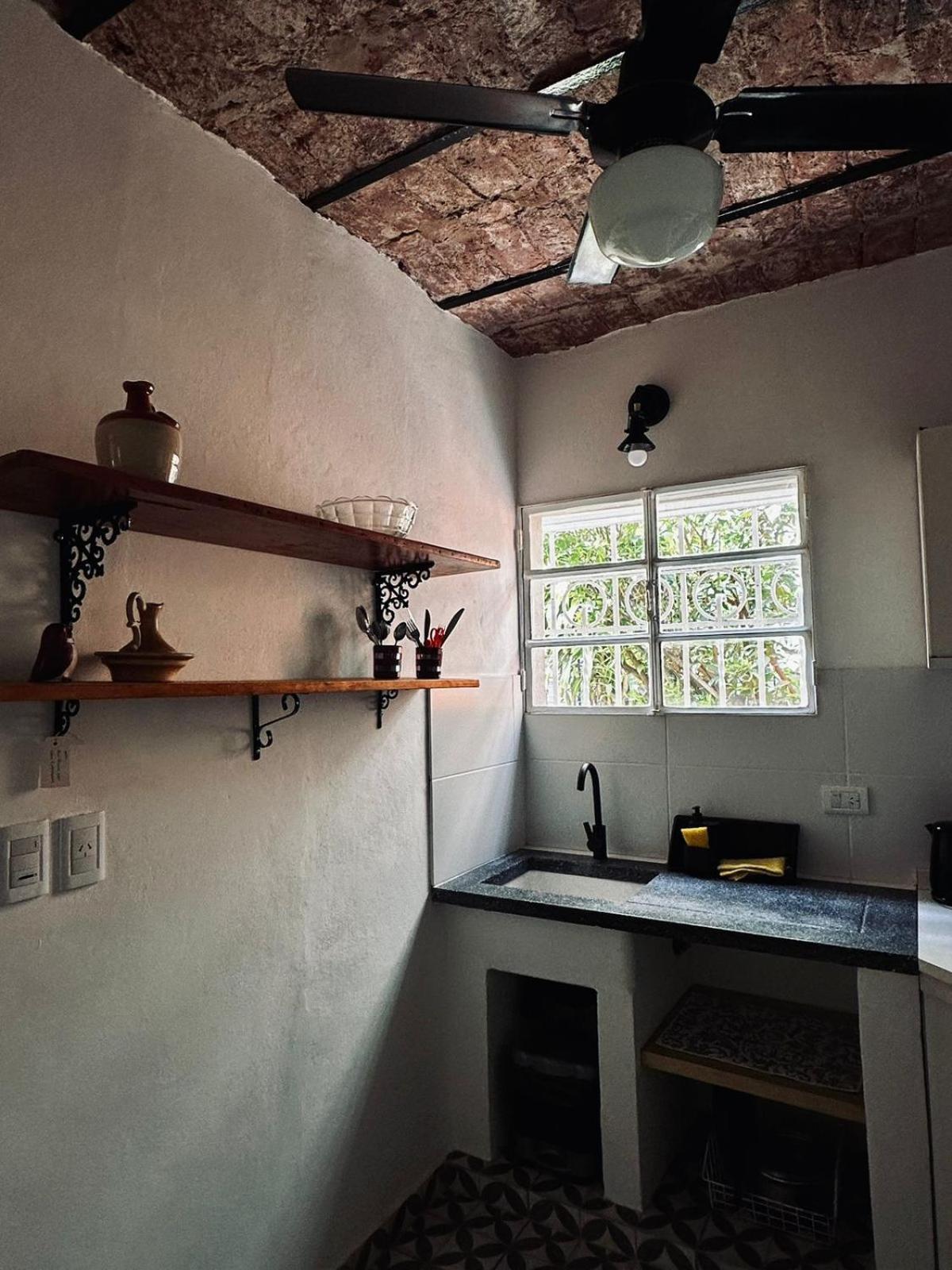 Calido Monoambiente Con Amplia Cocina En Devoto Buenos Aires
