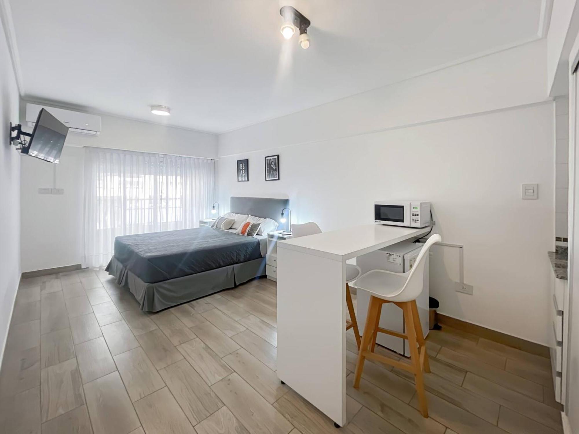 Apartment Modern With Amenities In The Heart Of The U11 *